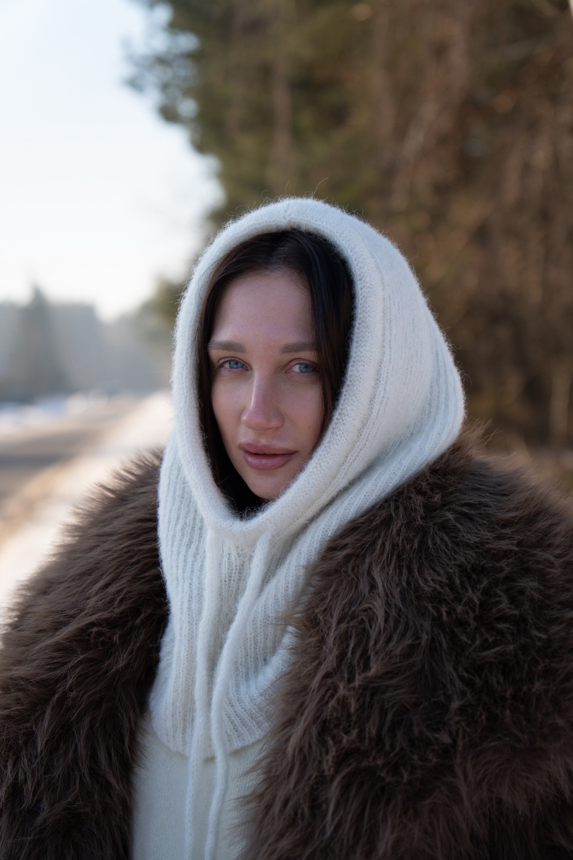 Balaclava z wełny alpaki Cloudveil ecru