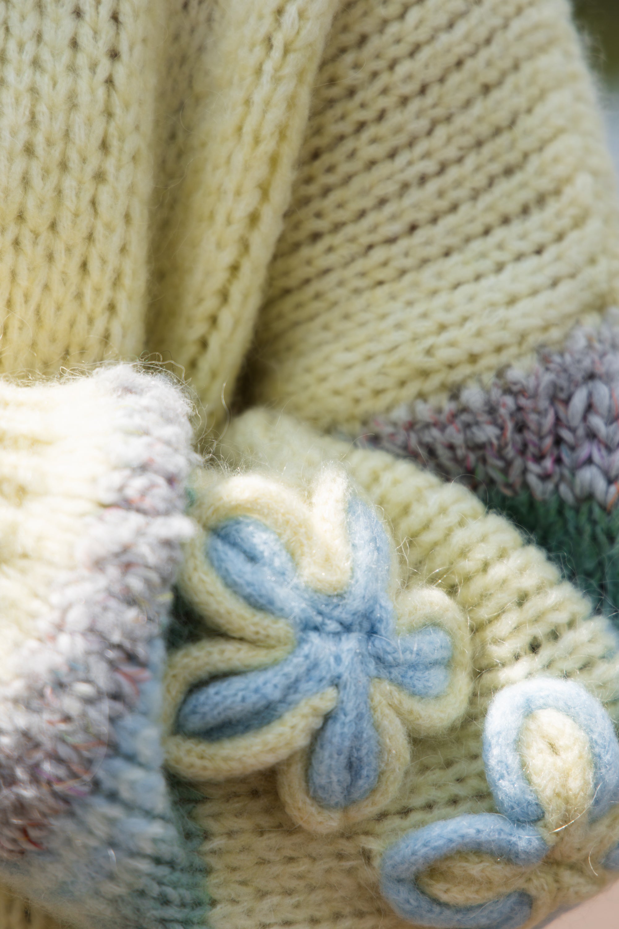 Zuckerblütenrosa Strickjacke