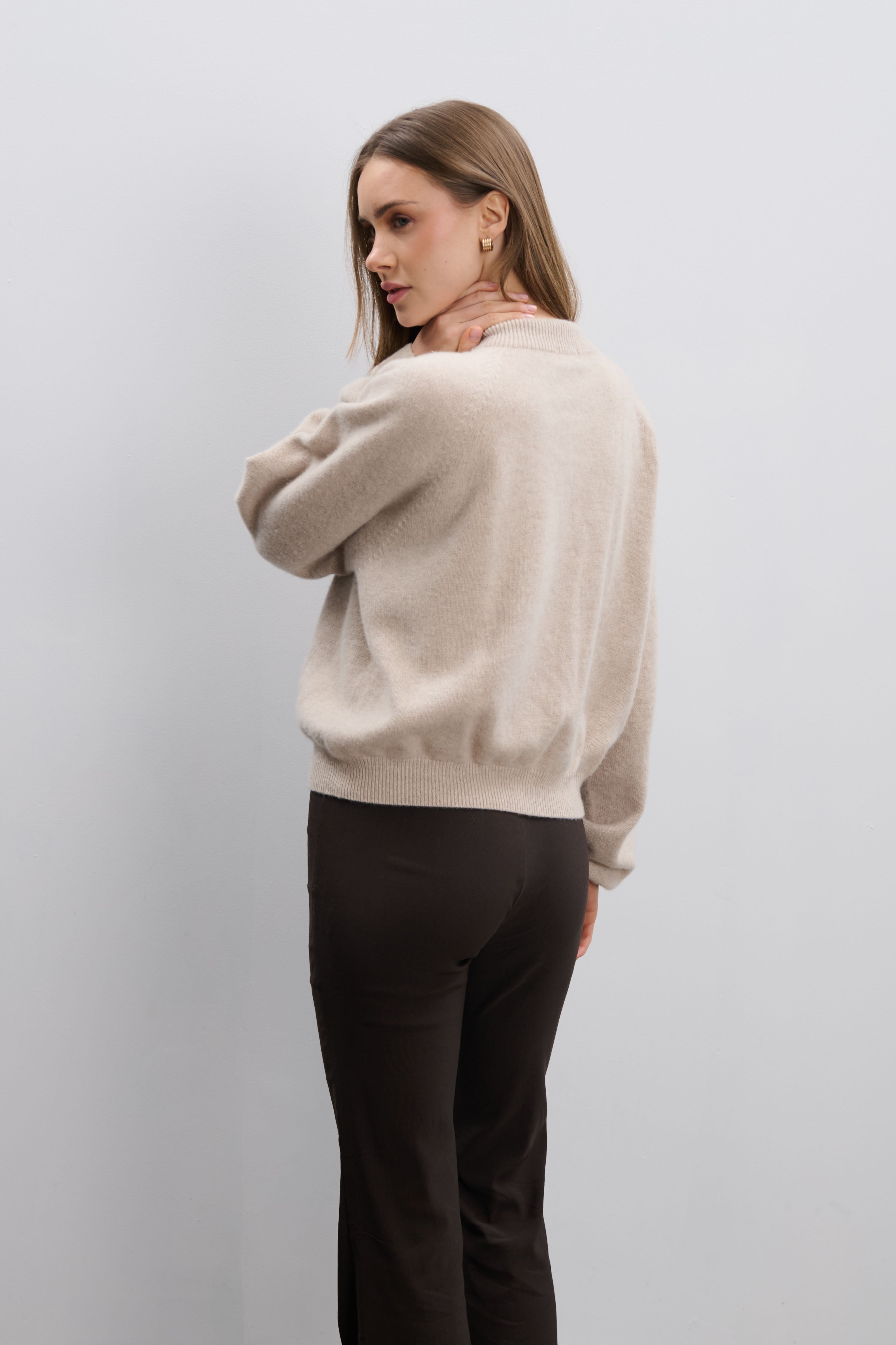 Kaschmir-Samtpullover in Air Beige