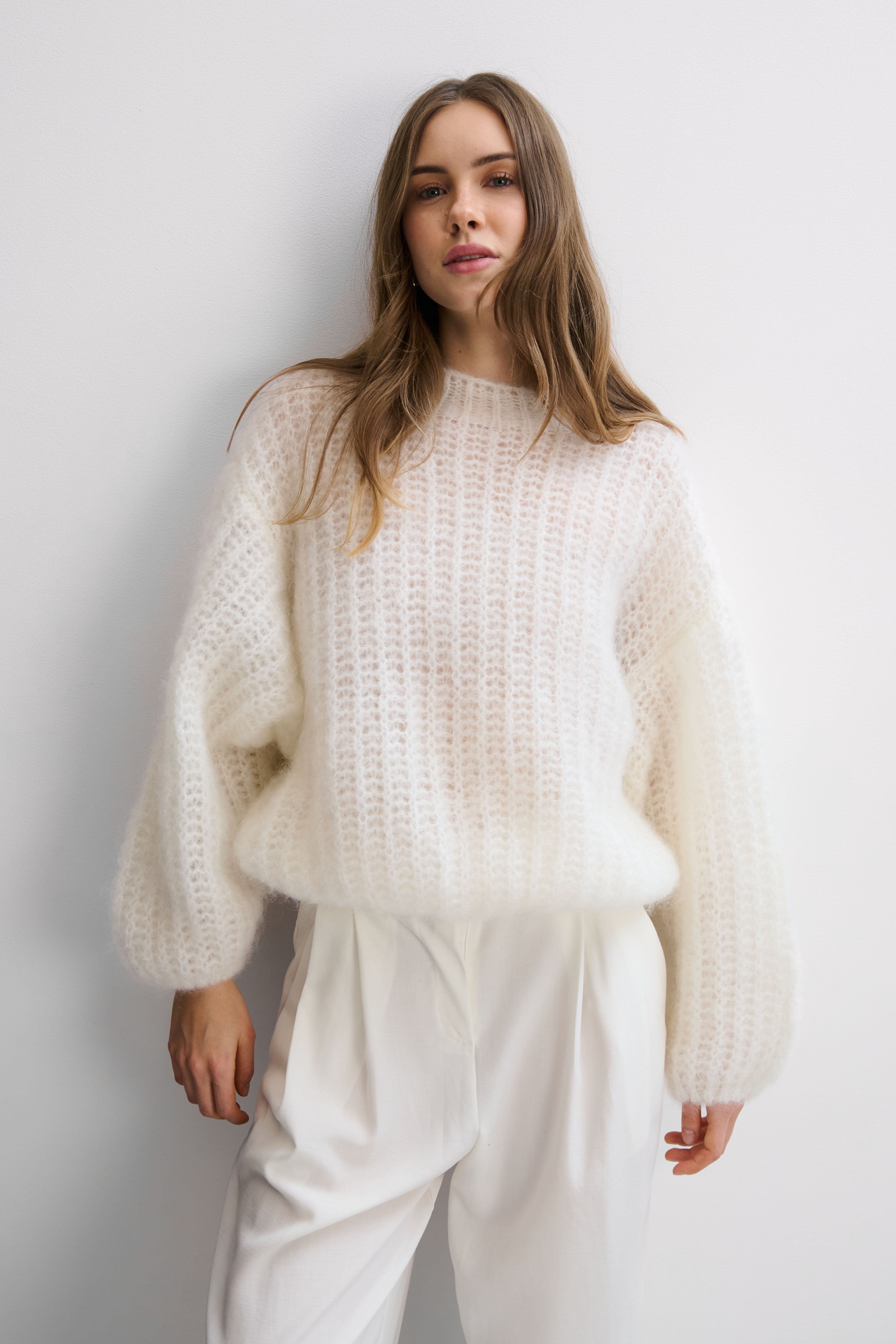 Feather Touch Pullover aus ecrufarbenem Kid-Mohair-Woll