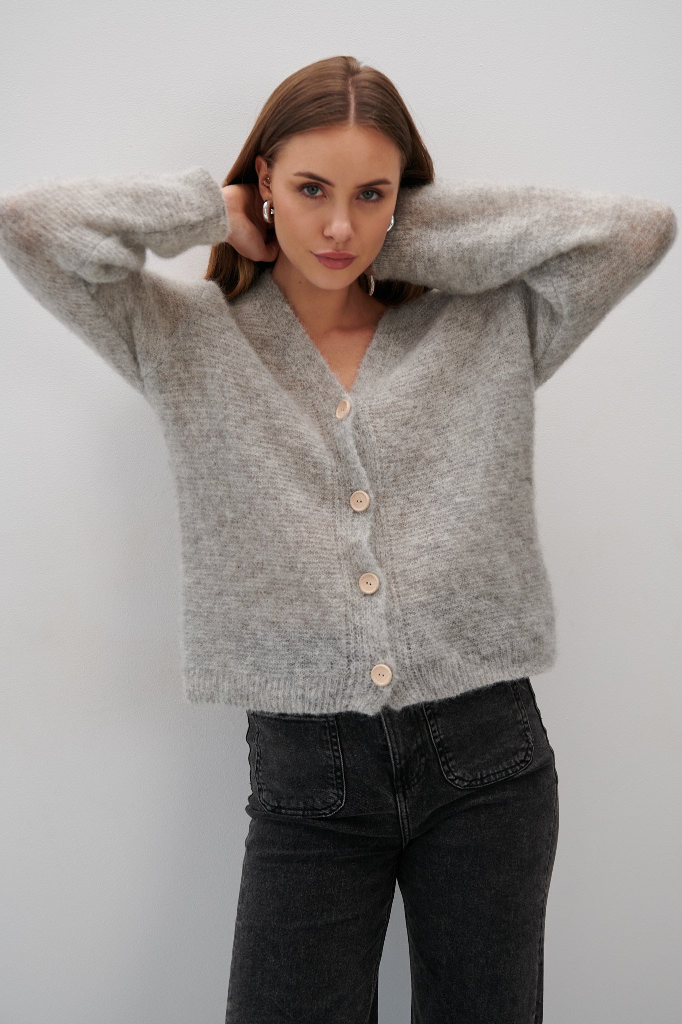 Button-up cardigan made of undyed alpaca wool, gray