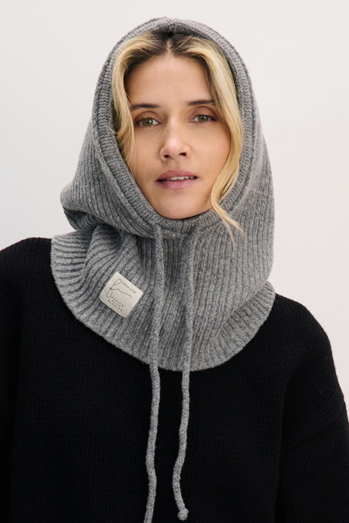 Balaclava kominiarka wełniana prążkowany splot szary - 1