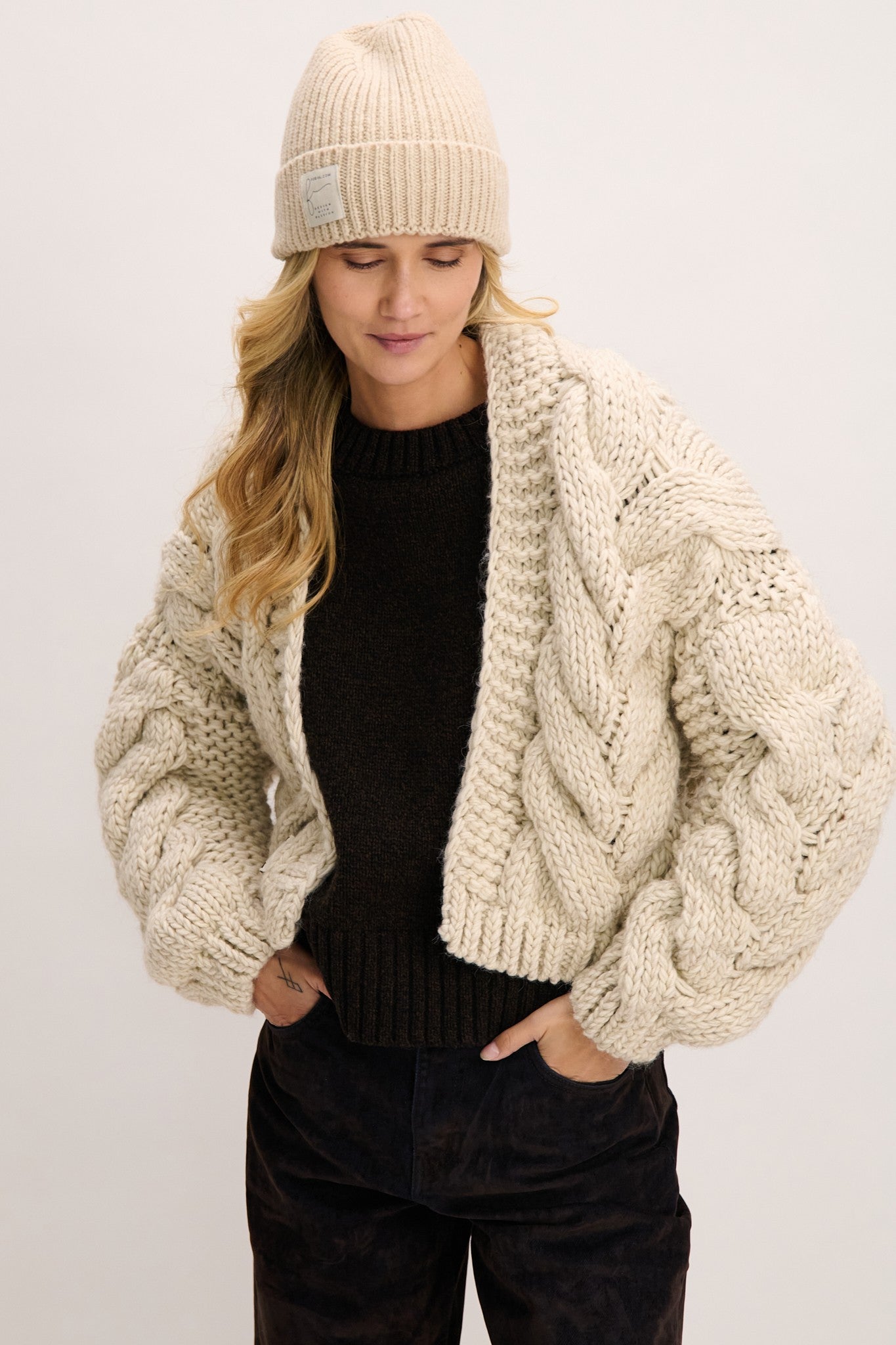 Czapka z wełny merynos WHISPER w prążek beżowy - 5