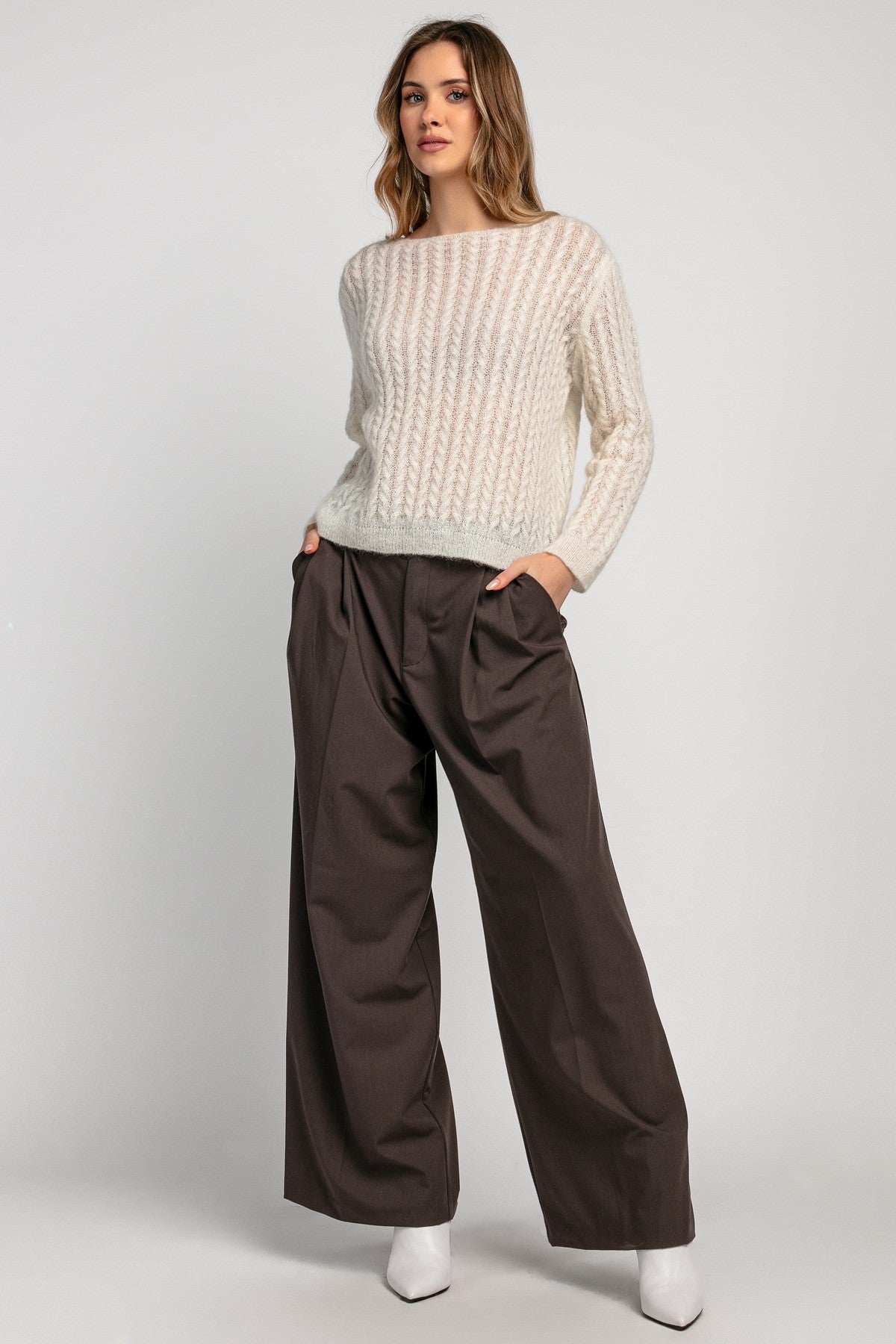 Delikatny sweter mgiełka z wełny alpaki ecru - 2