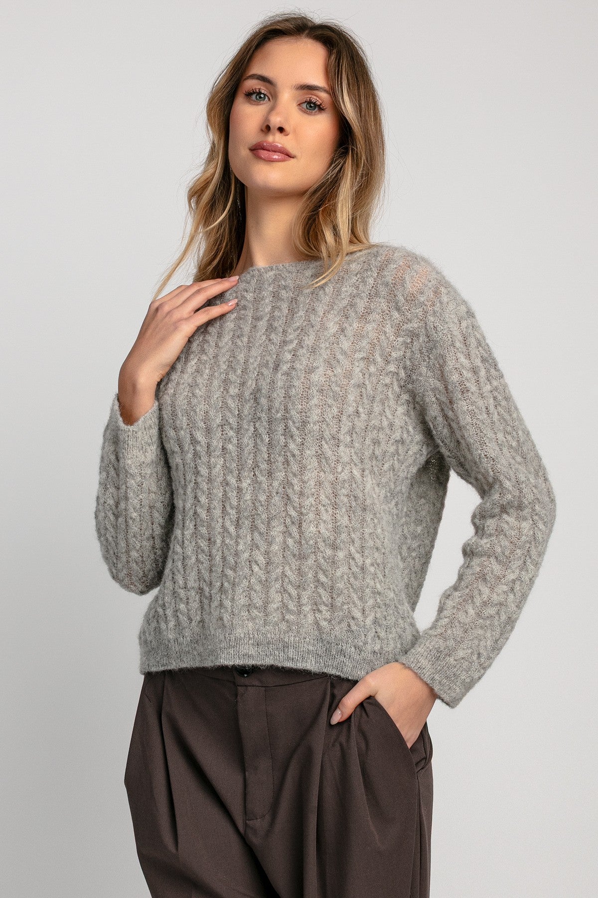 Delikatny sweter mgiełka z wełny alpaki szary - 1
