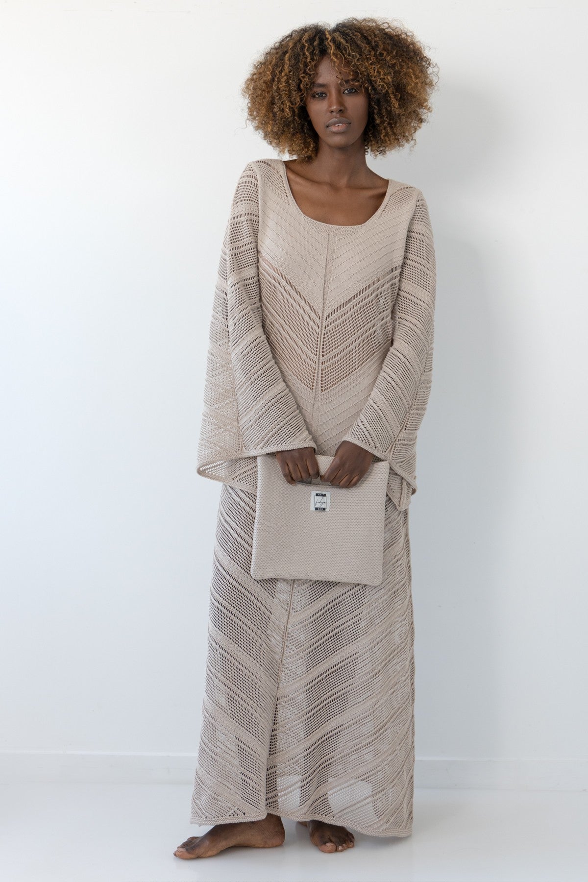 Długa ażurowa sukienka boho beżowy - 9