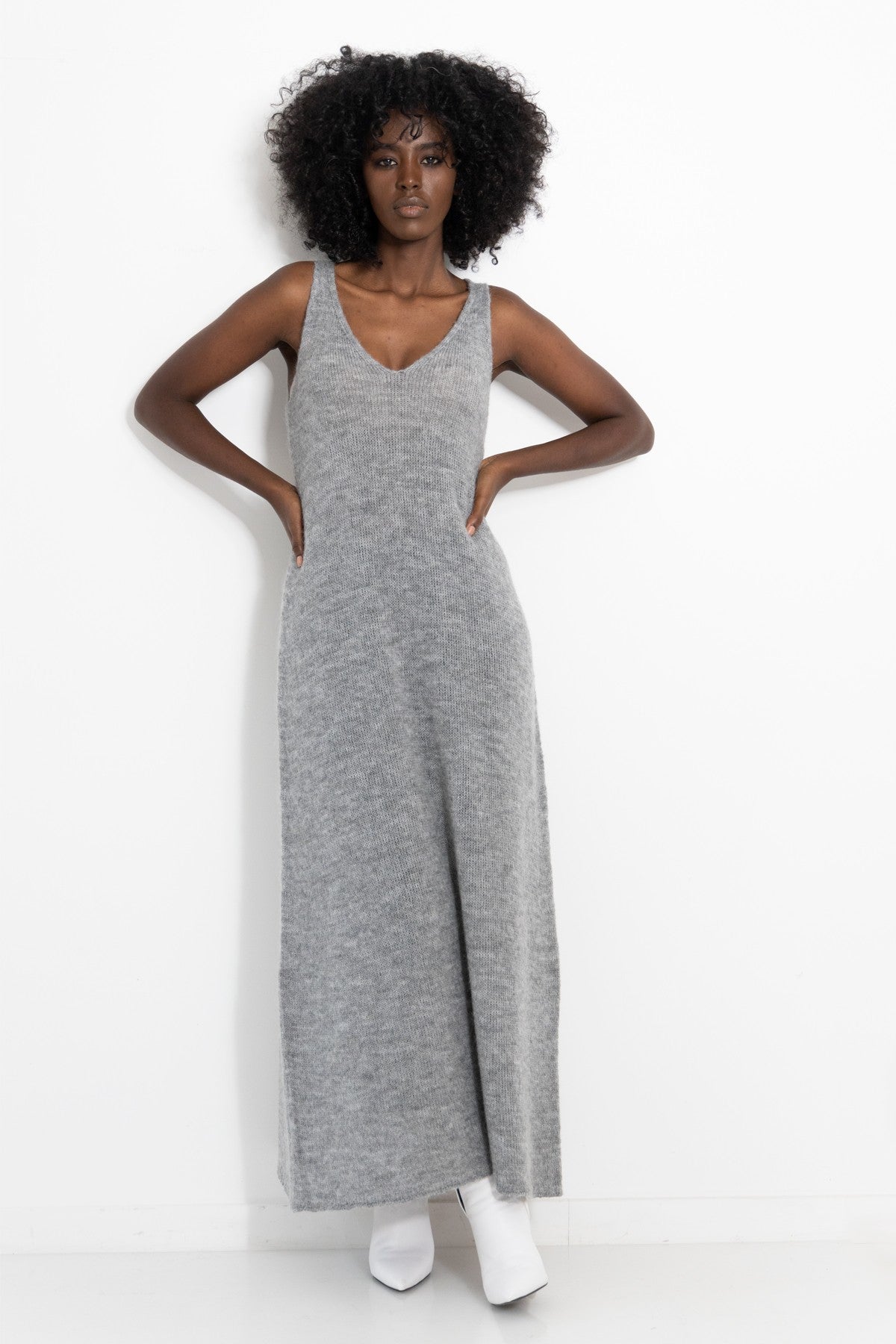 Długa wełniana sukienka szary - 2