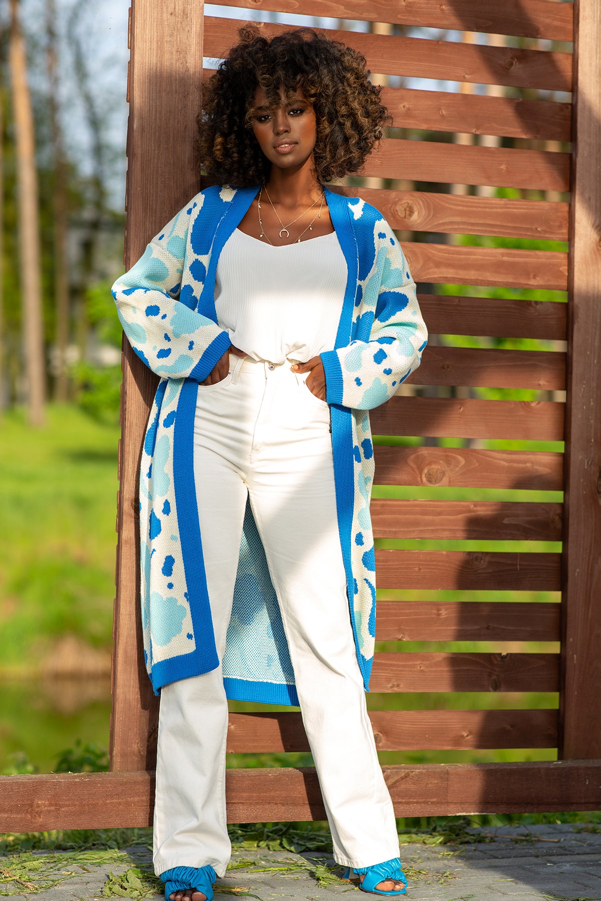 Długi Kardigan w żakardowy wzór niebieski parade - 2