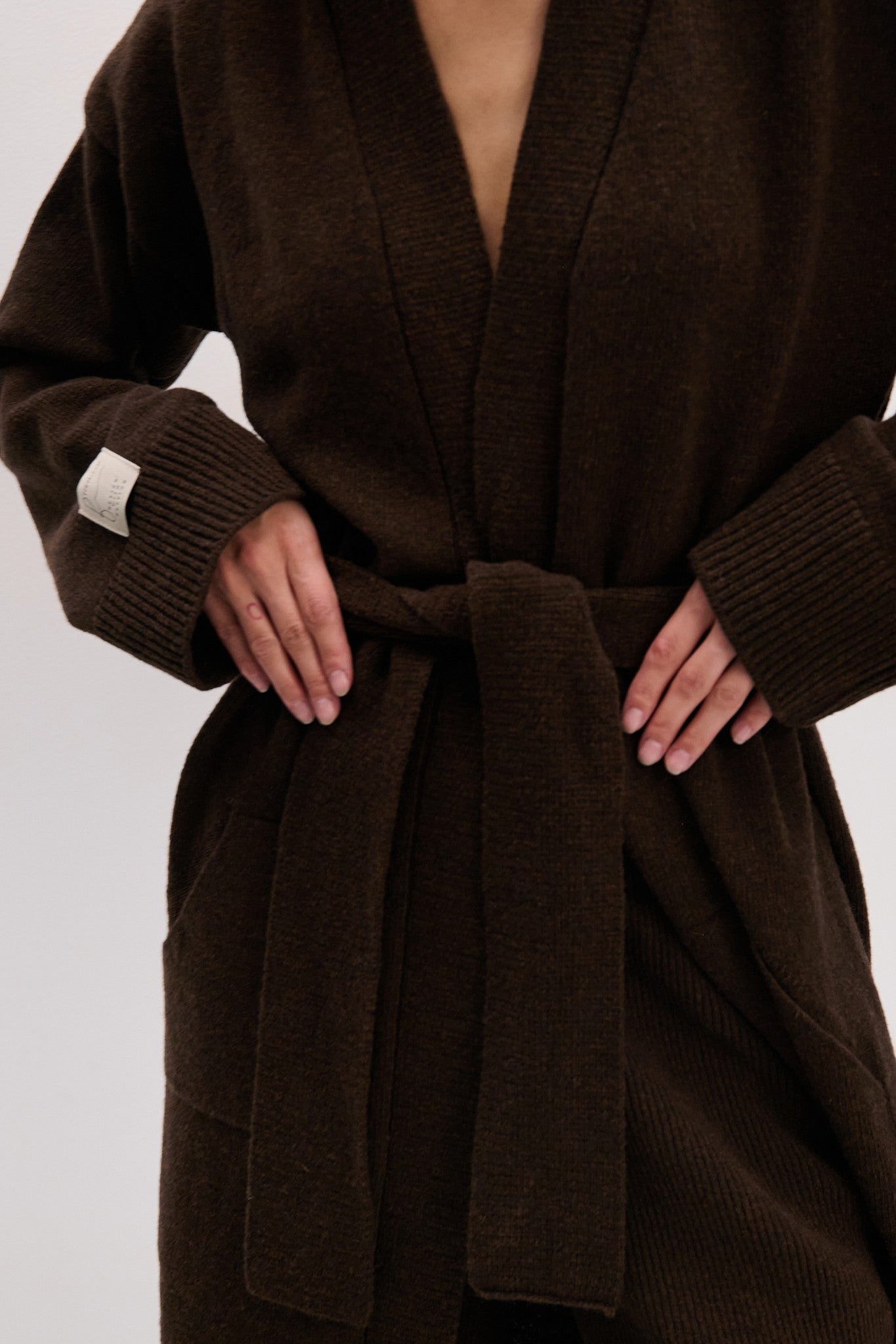 Długi kardigan z wełny merynos brązowy - 3