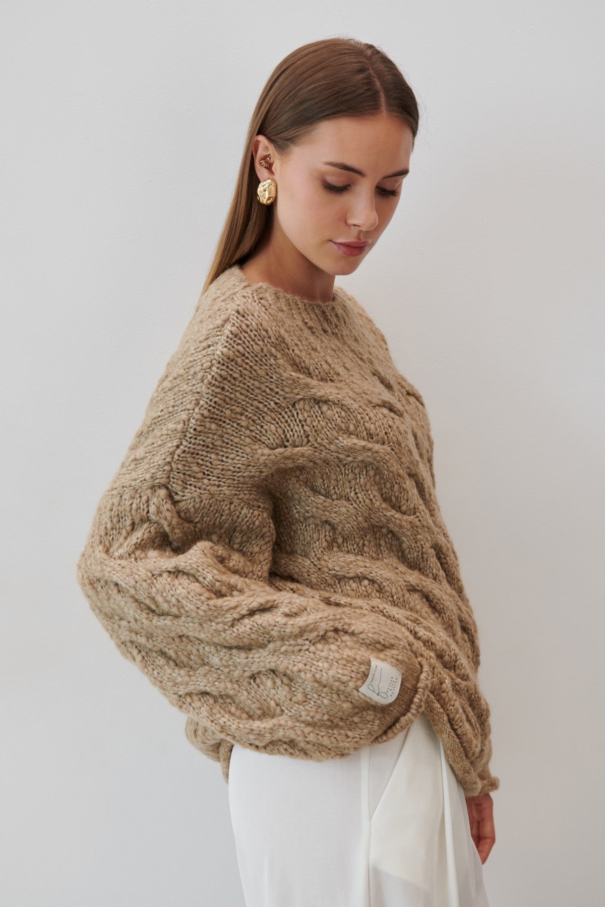 Elegancki sweter z wełny dziewiczej i wełny alpaki mocca - 5