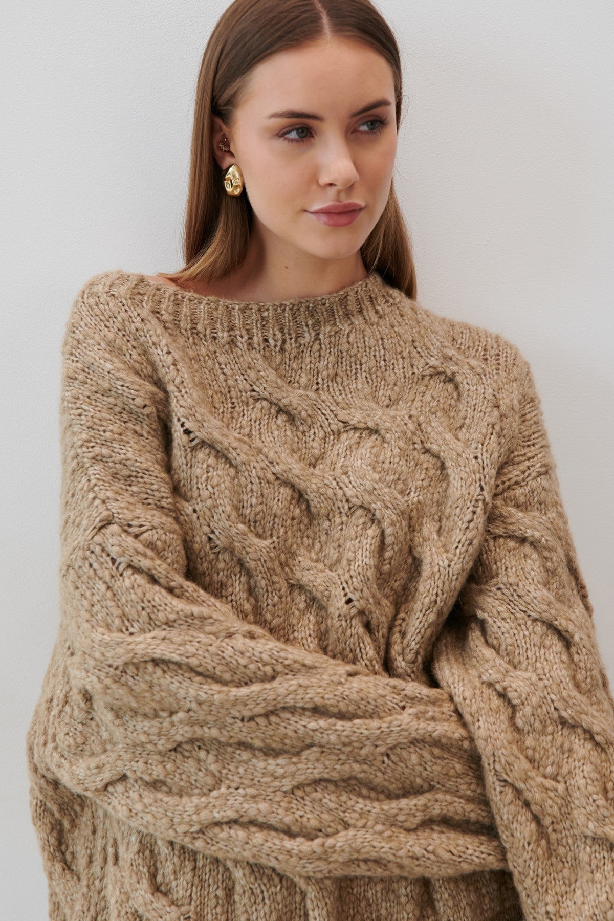 Elegancki sweter z wełny dziewiczej i wełny alpaki mocca - 2