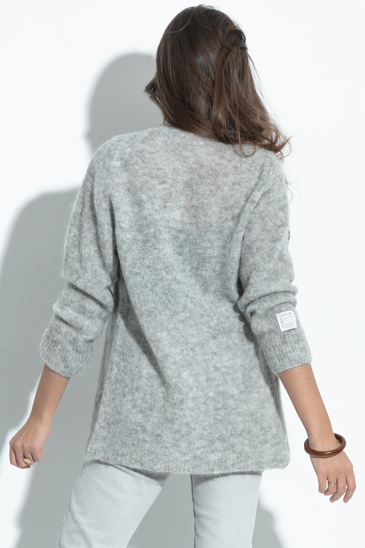 Elegancki zapinany Kardigan z wełny alpaki szary - 5