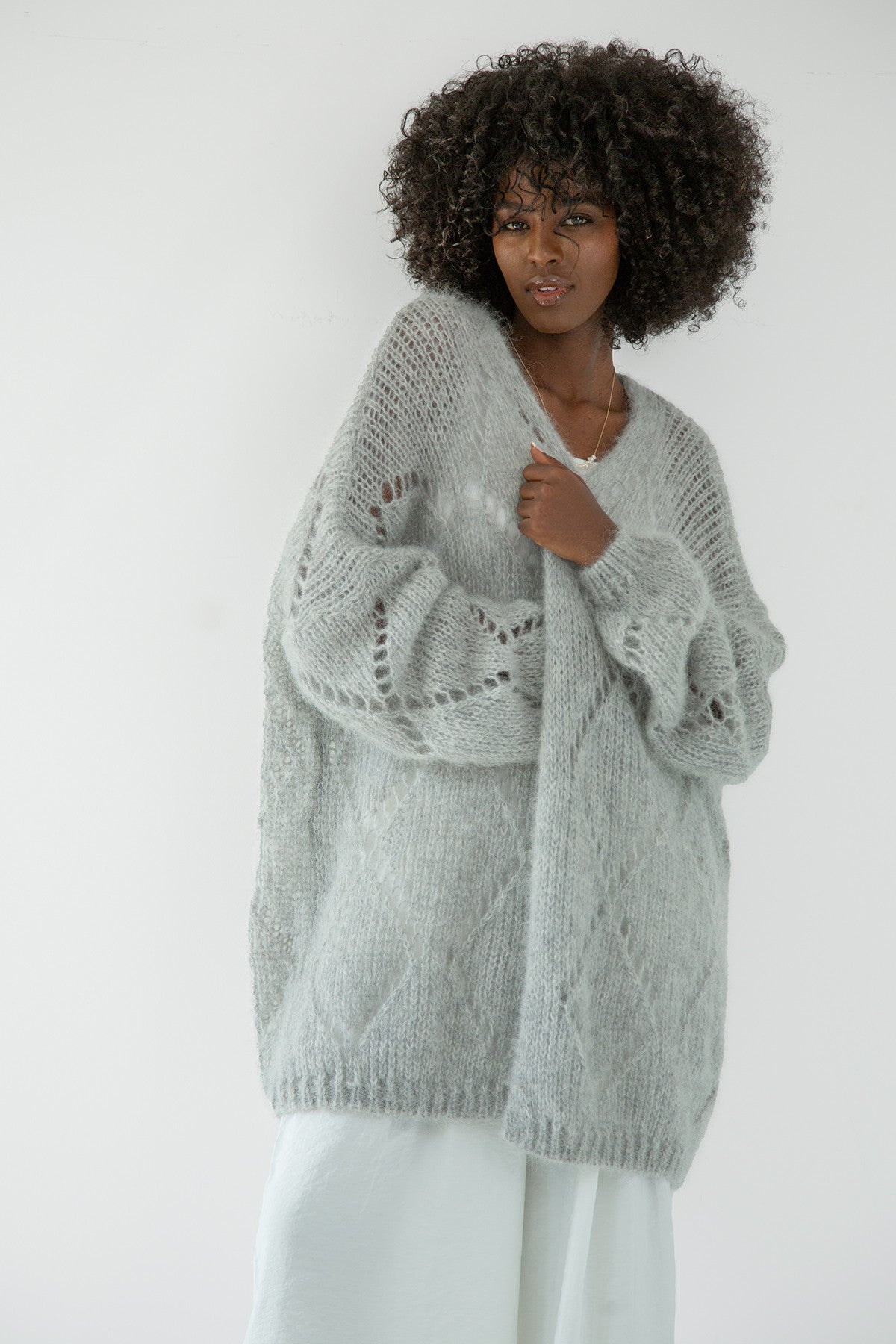 Kardigan ażurowy klasyczny z wełny alpaki szary - 1