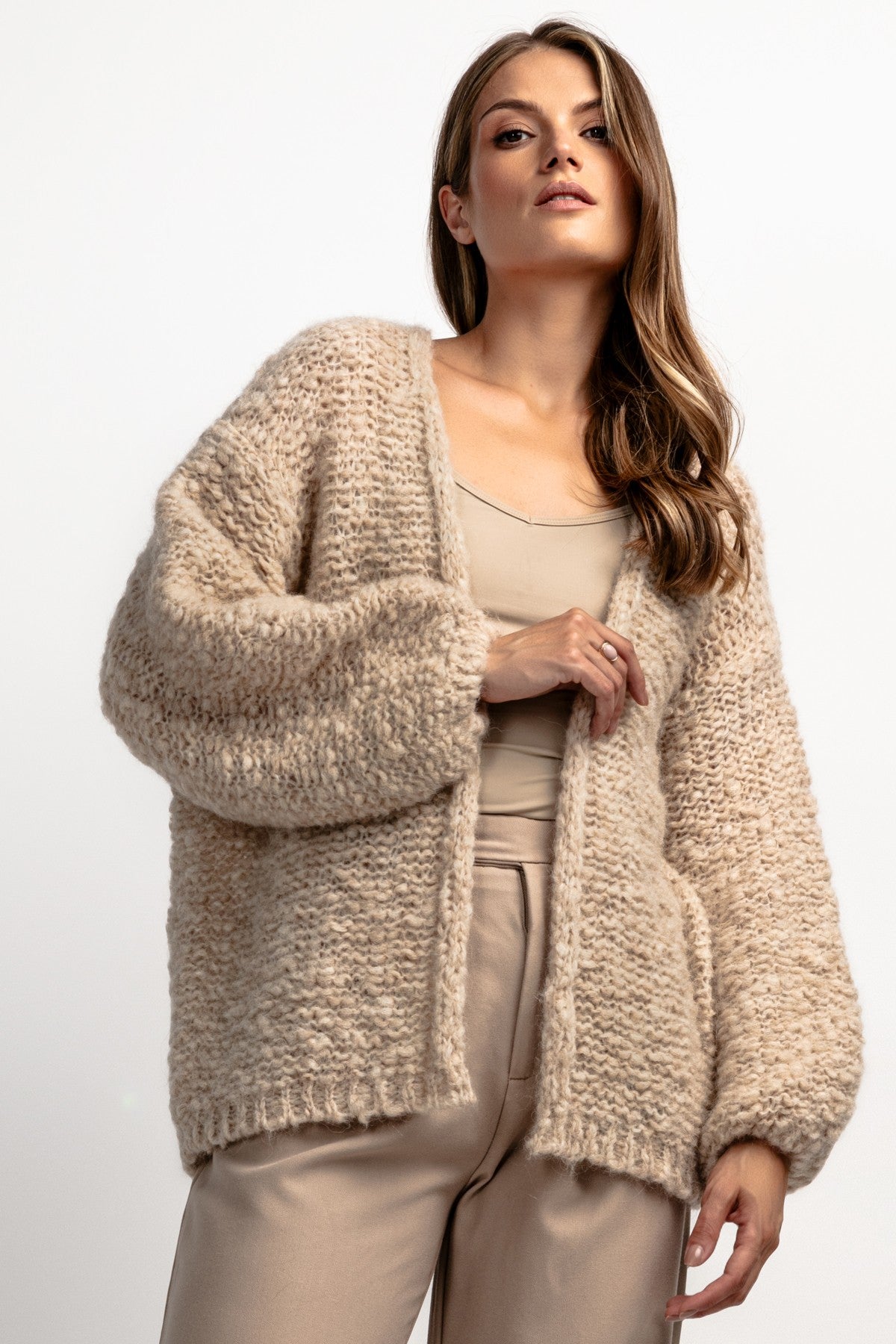 Kardigan z niefarbowanej wełny alpaki beżowy - 5