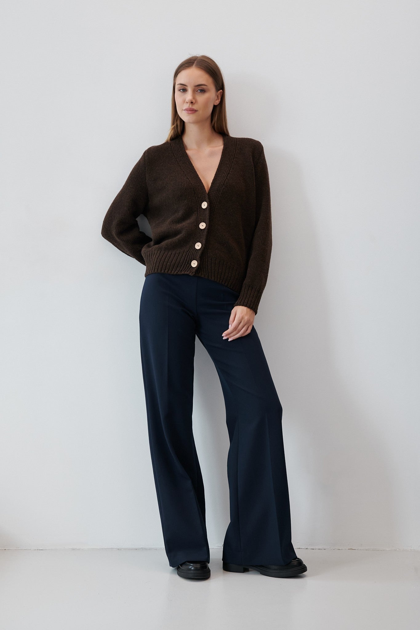 Kardigan z wełny merynos zapinany brąz brązowy - 8