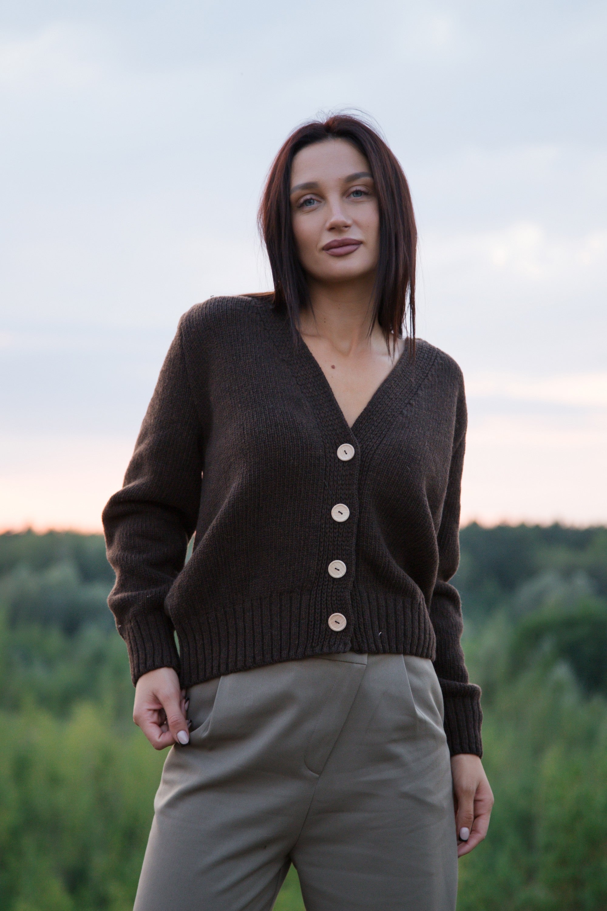 Kardigan z wełny merynos zapinany brąz brązowy - 4