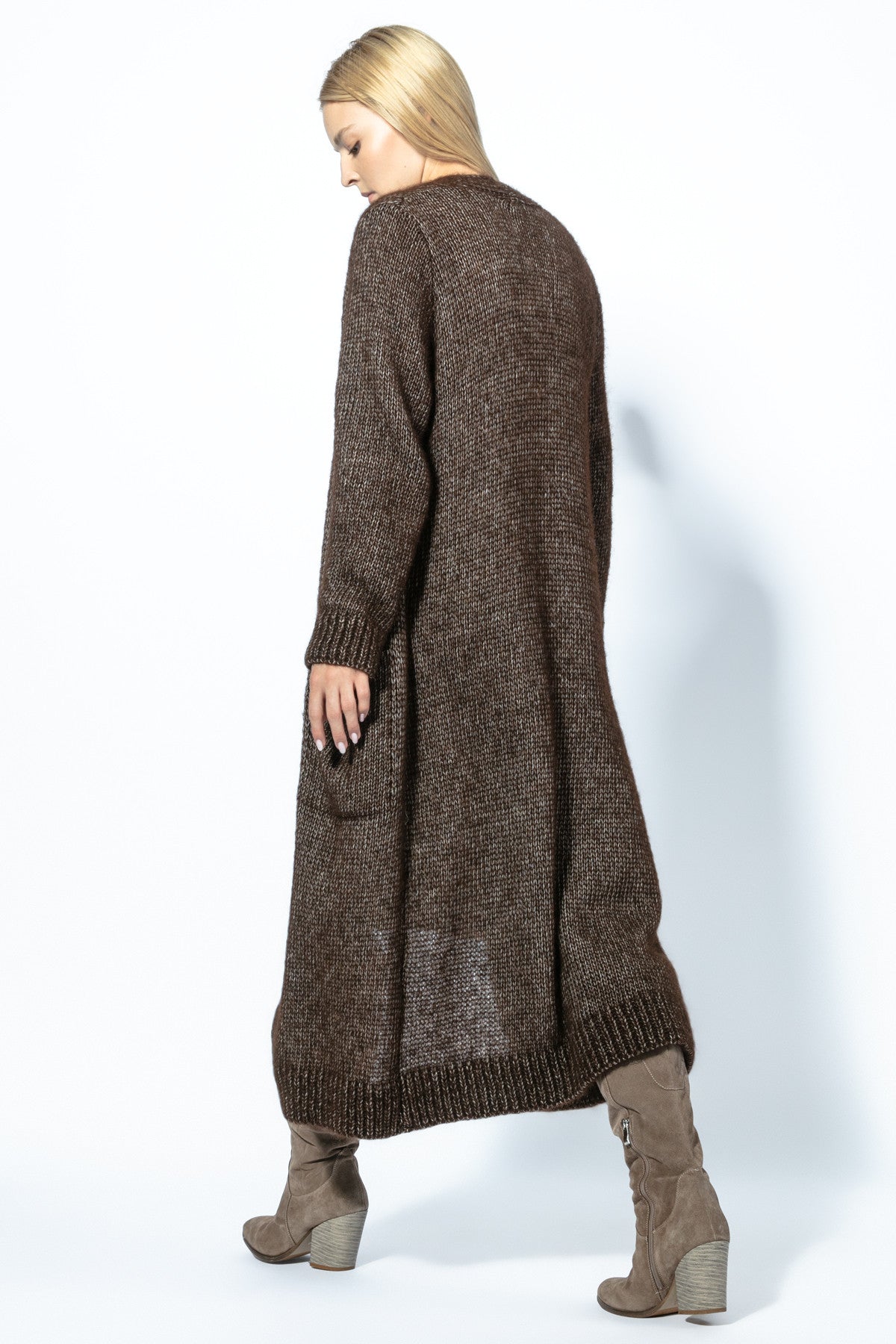 KLASYCZNY KARDIGAN DREAM LAYER Z NIEFARBOWANEJ WEŁNY ALPAKI I BAWEŁNY MAKO brązowy - 11