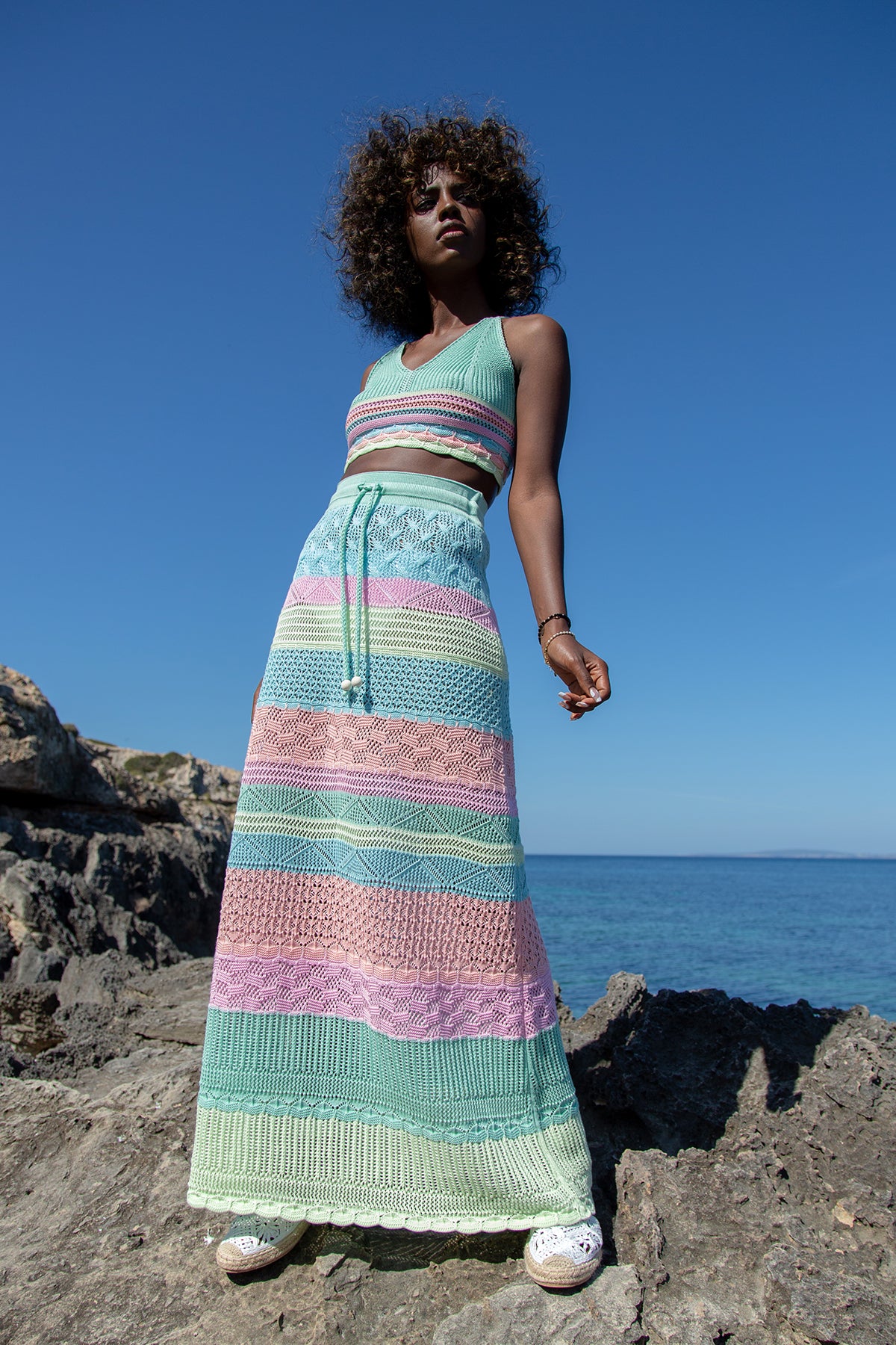 Kolorowy, bawełniany ażurowy komplet top i długa spódnica pistacjowy - 2