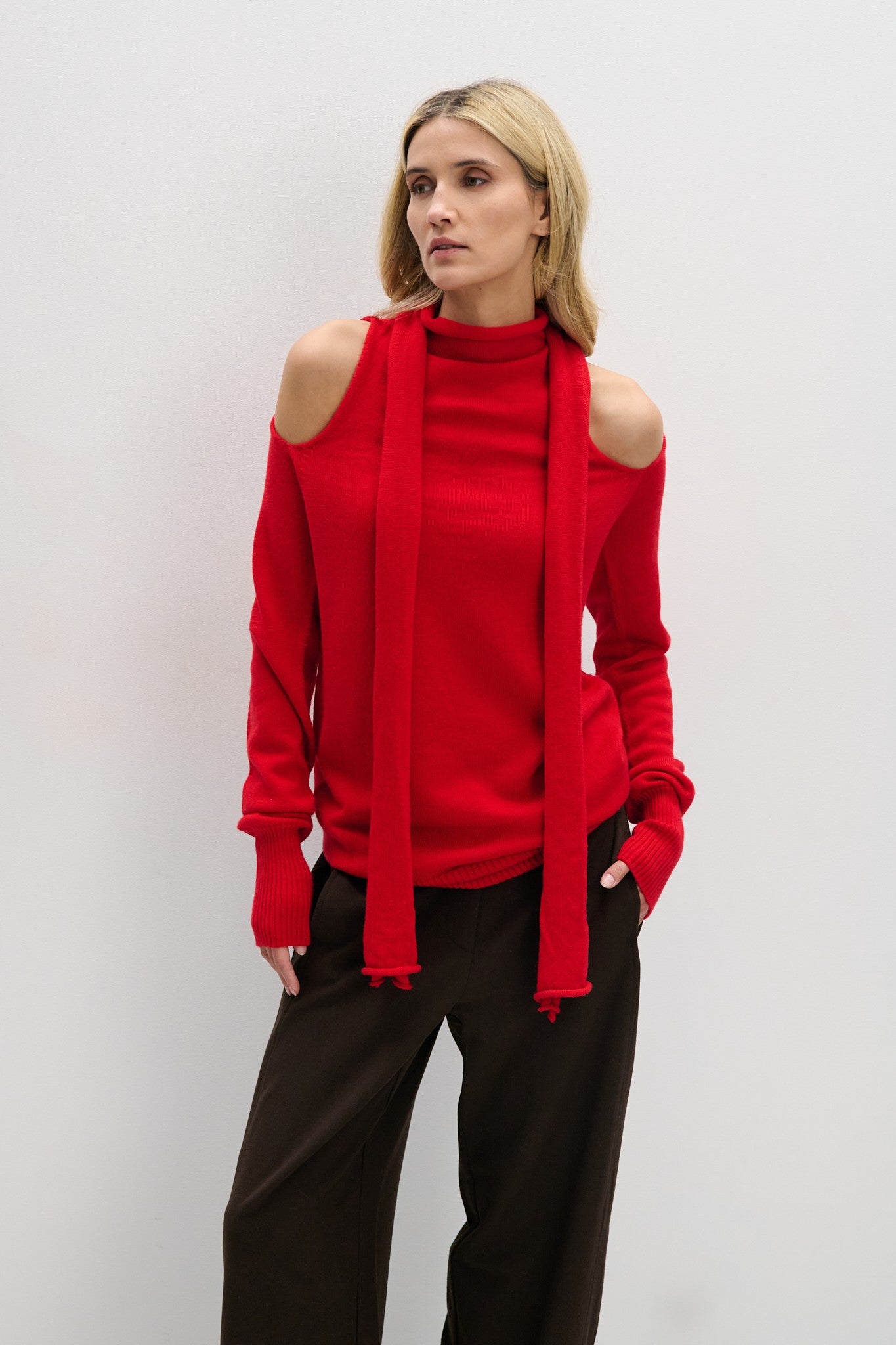 Sukienka sweter z wełny merynos Endless Form czerwony - 3