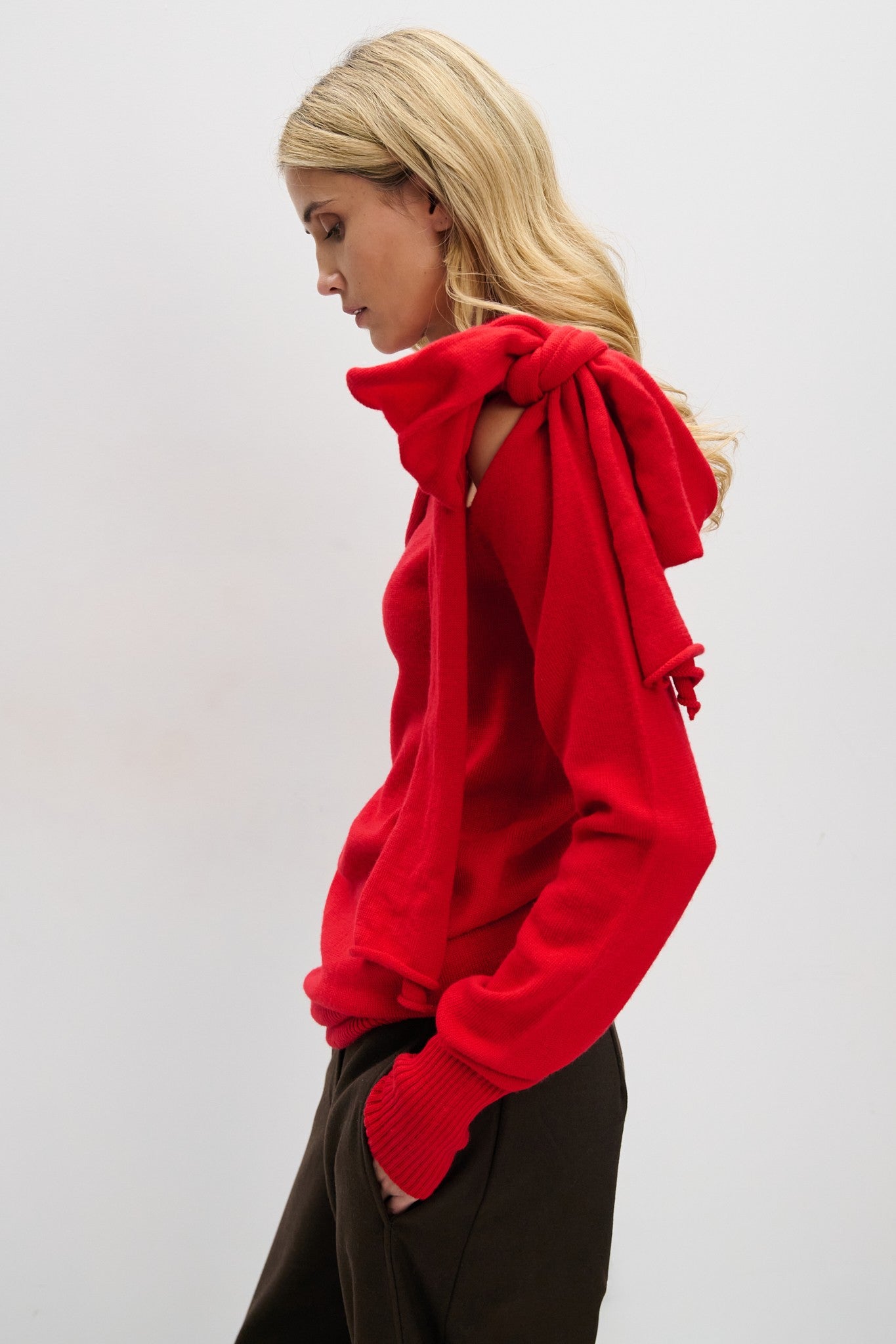 Sukienka sweter z wełny merynos Endless Form czerwony - 10