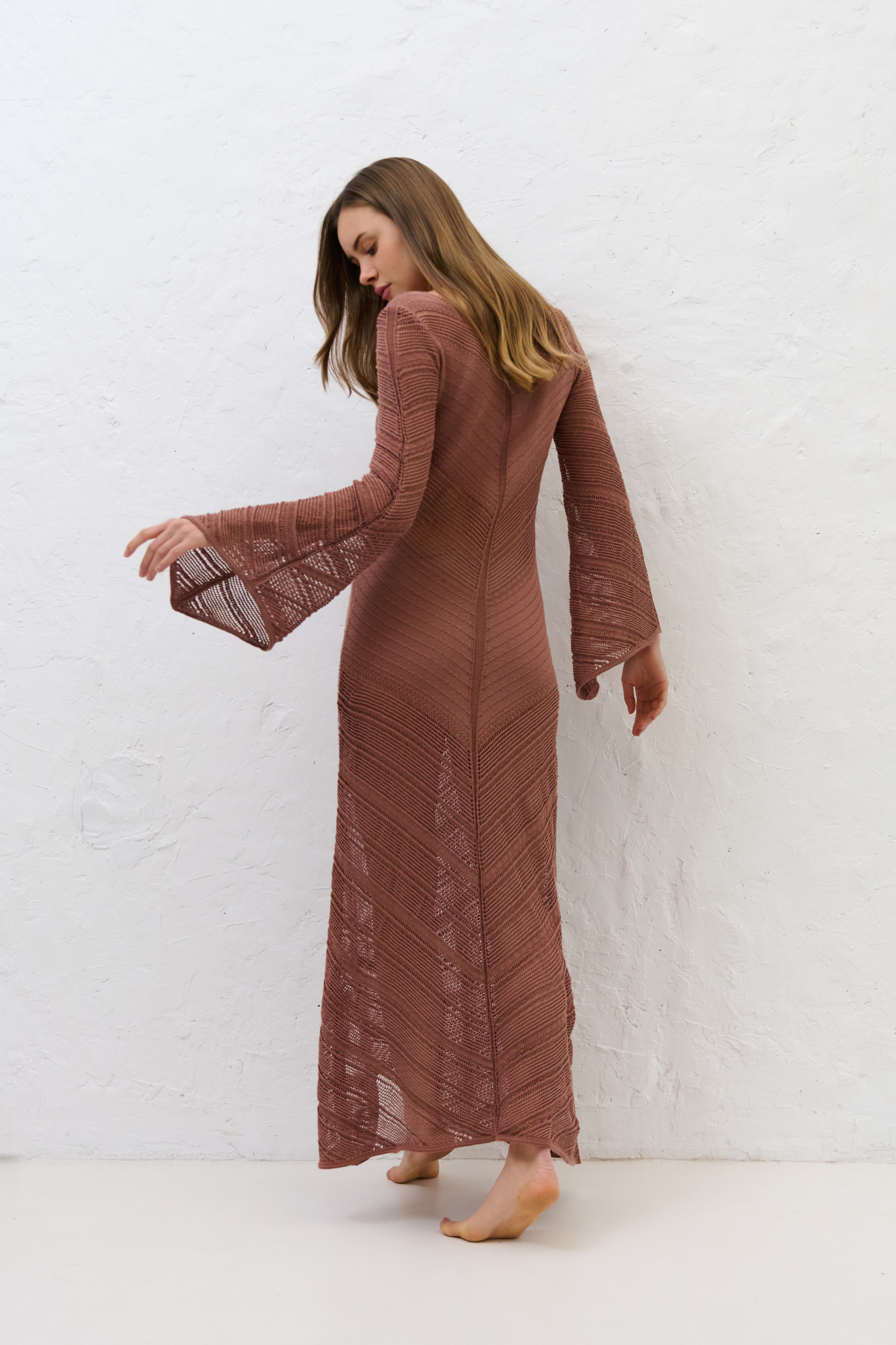 Długa ażurowa sukienka Cotton Mirage mocca