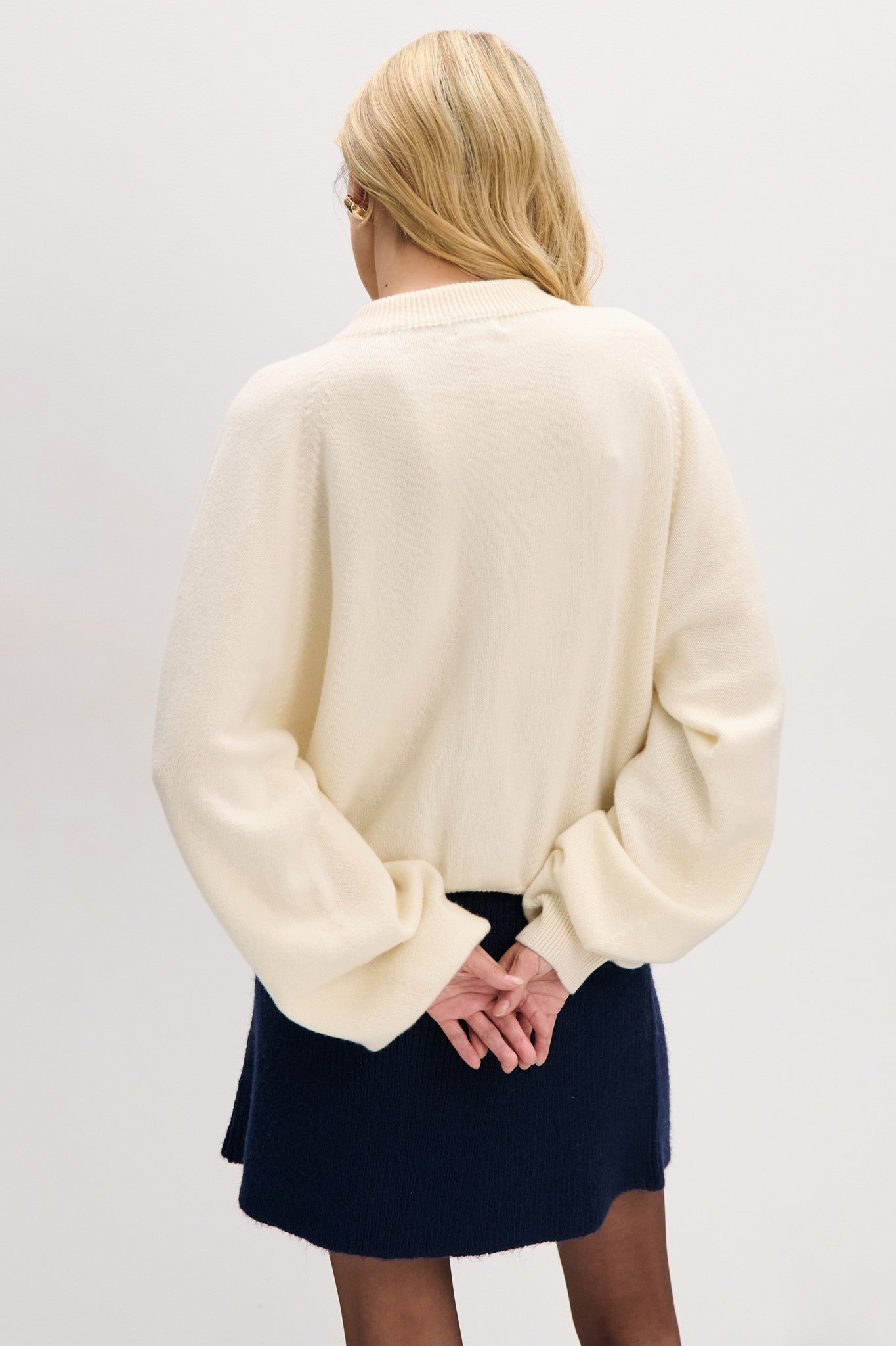 Sweter z kaszmiru Cashmere Velvet Air ecru - 5