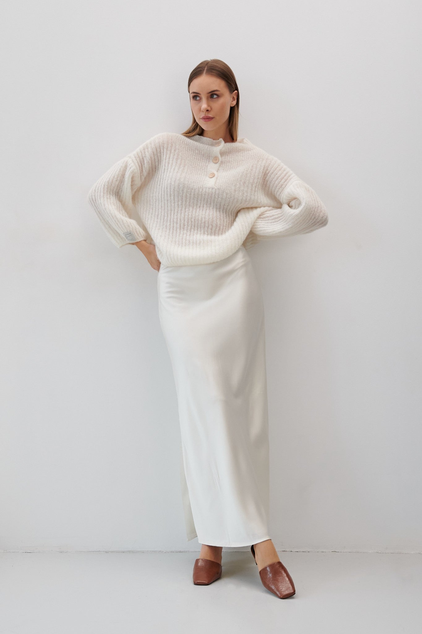 Sweter z wełny alpaki zapinany ecru - 3