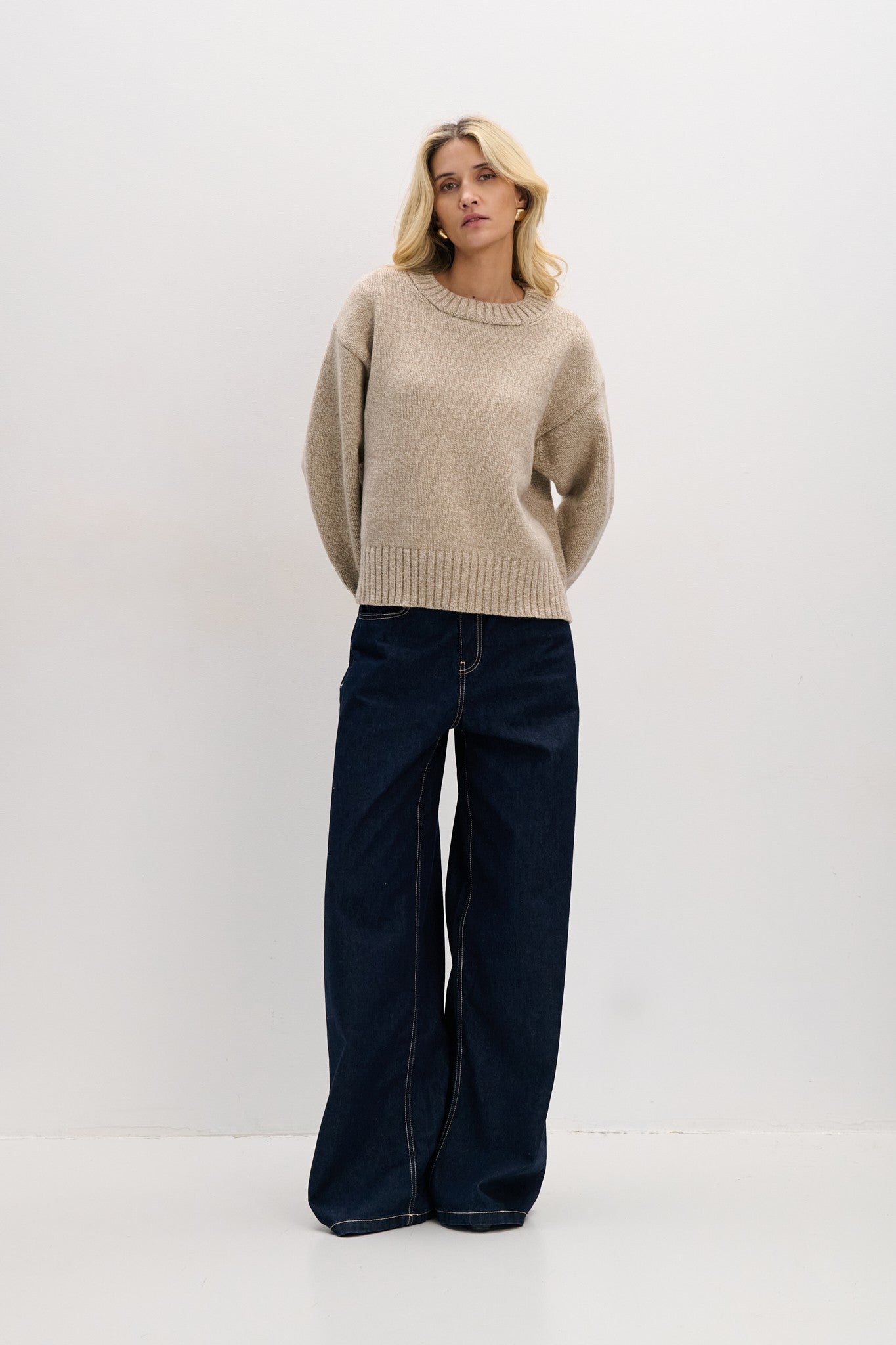 Sweter z wełny merynos o grubym splocie beżowy - 3