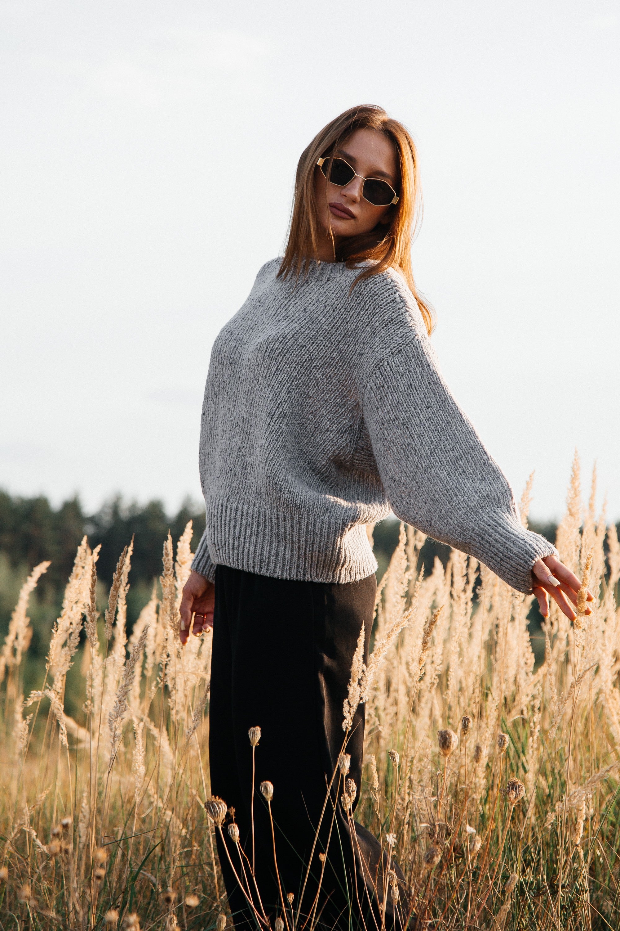 Sweter z wełny Moon Ash szary - 5