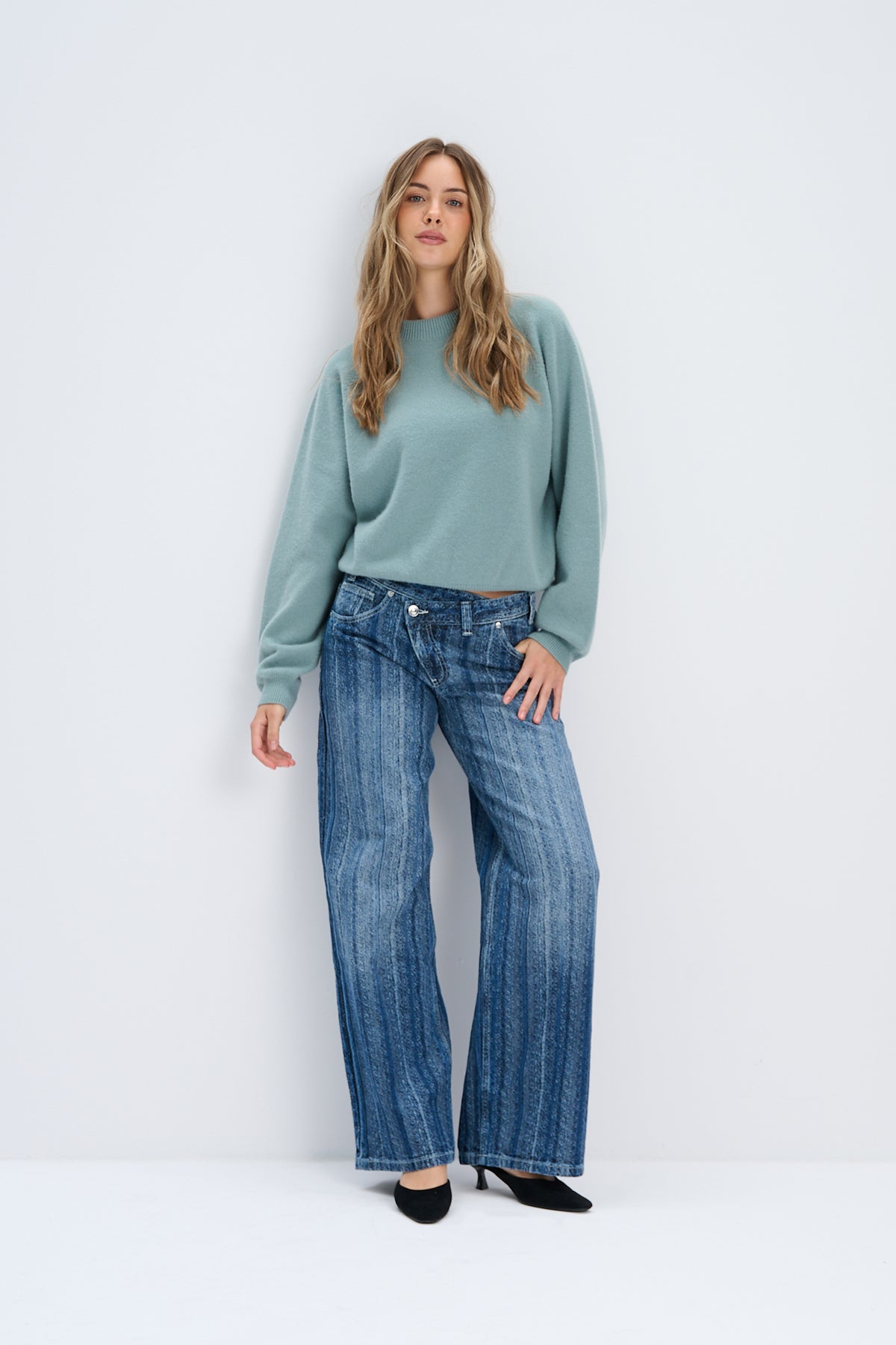 Sweter z kaszmiru Cashmere Velvet Air oliwka