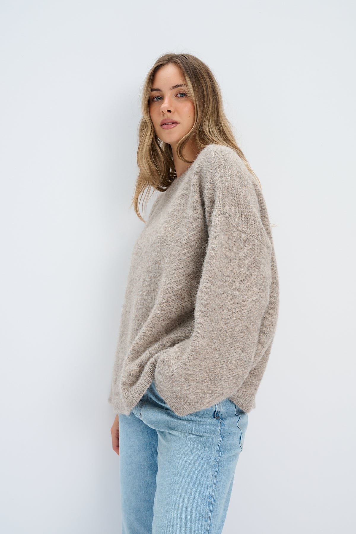 Sweter z wełny alpaki Avalon taupe