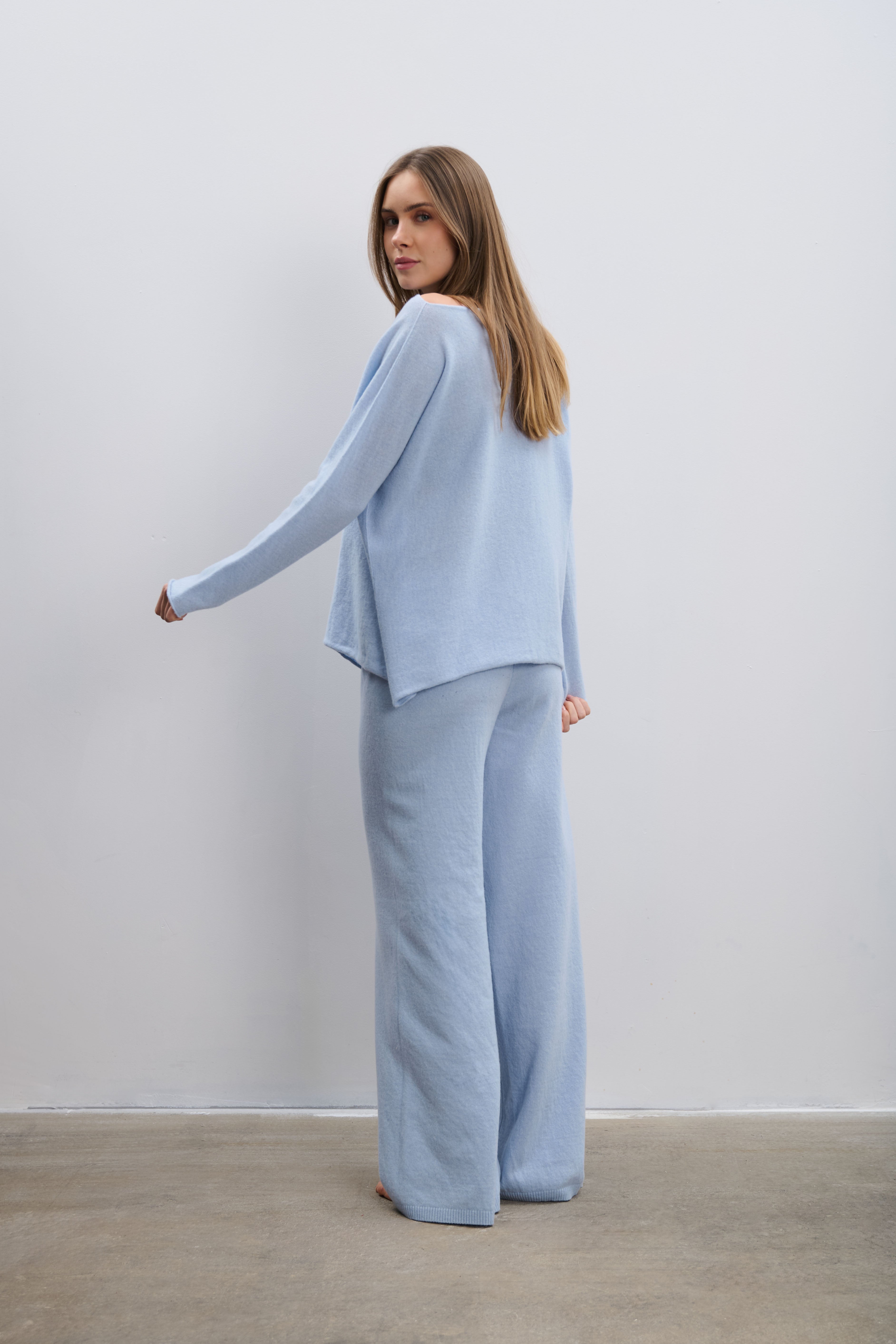 Komplet spodnie i bluzka Soft Horizon Set niebieski