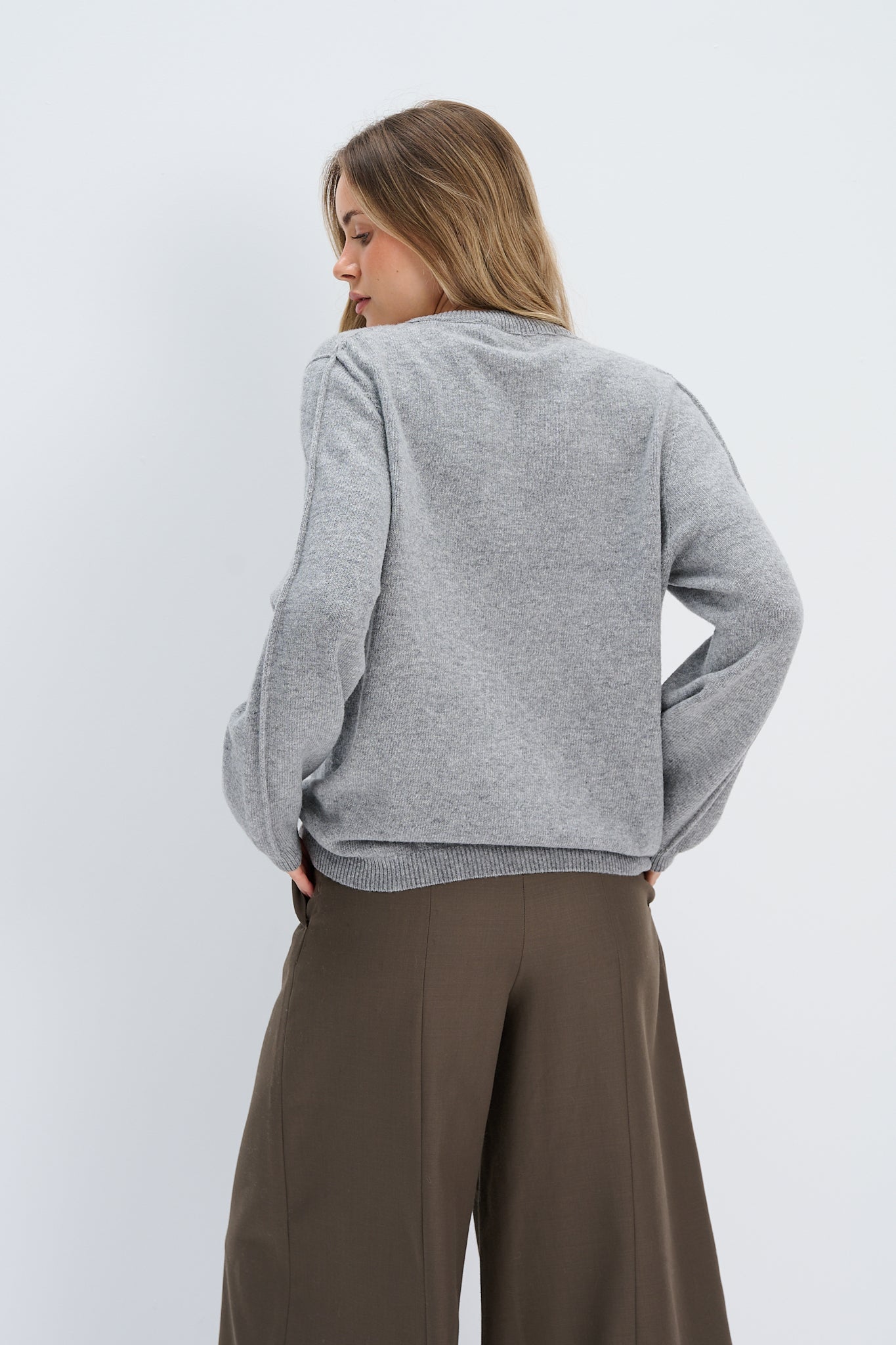Sweter z kaszmiru i wełny merynos Softscape szary