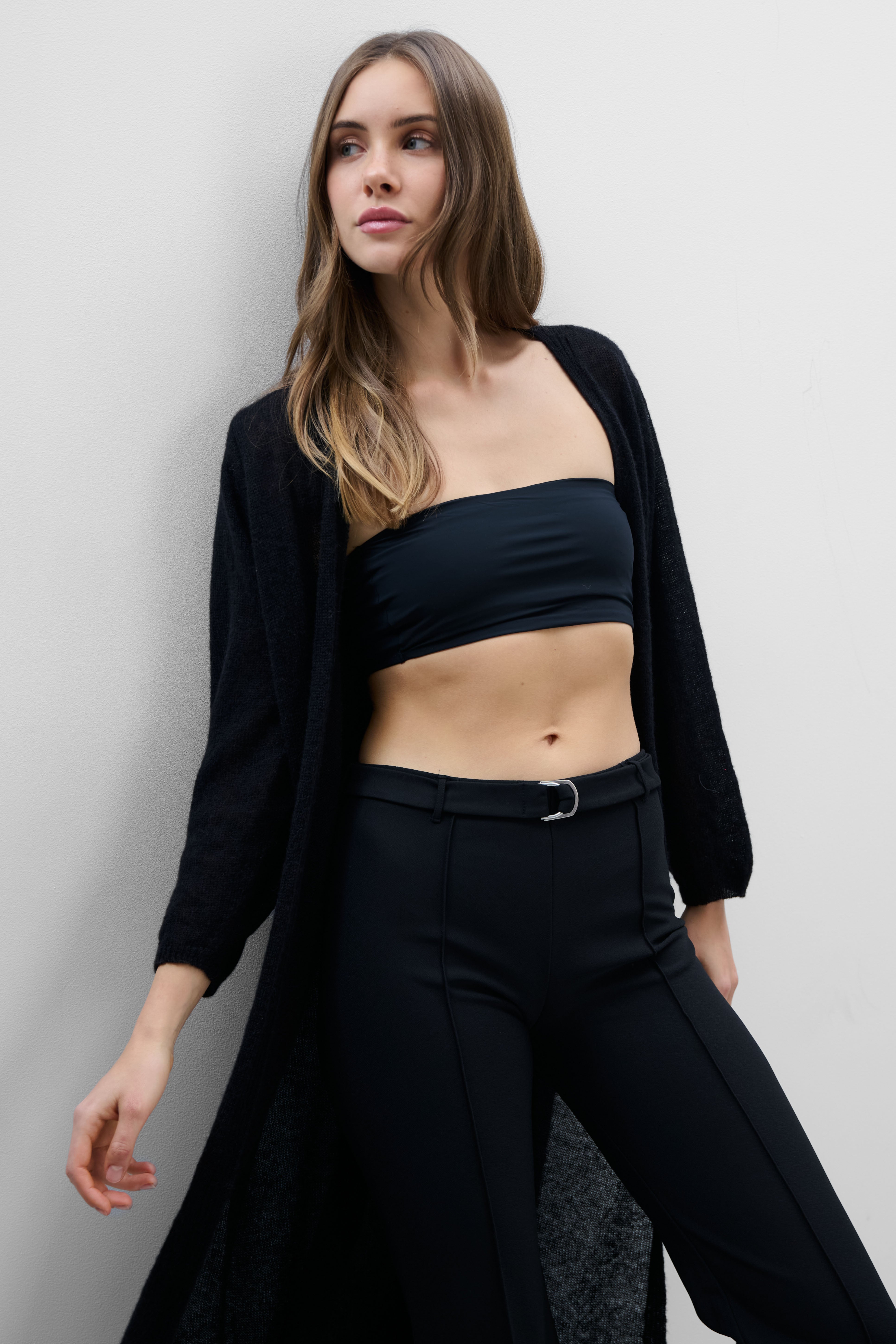 Długi kardigan mgiełka z wełny baby alpaka i wełny virgin czarny