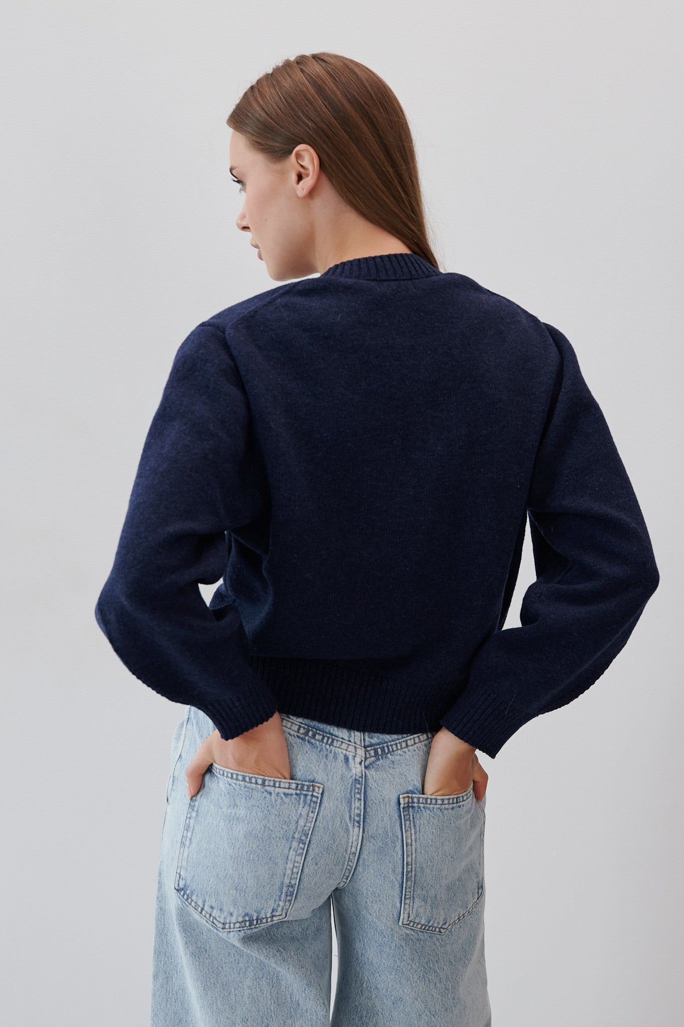 Wełniany kardigan zapinany granatowy - 5