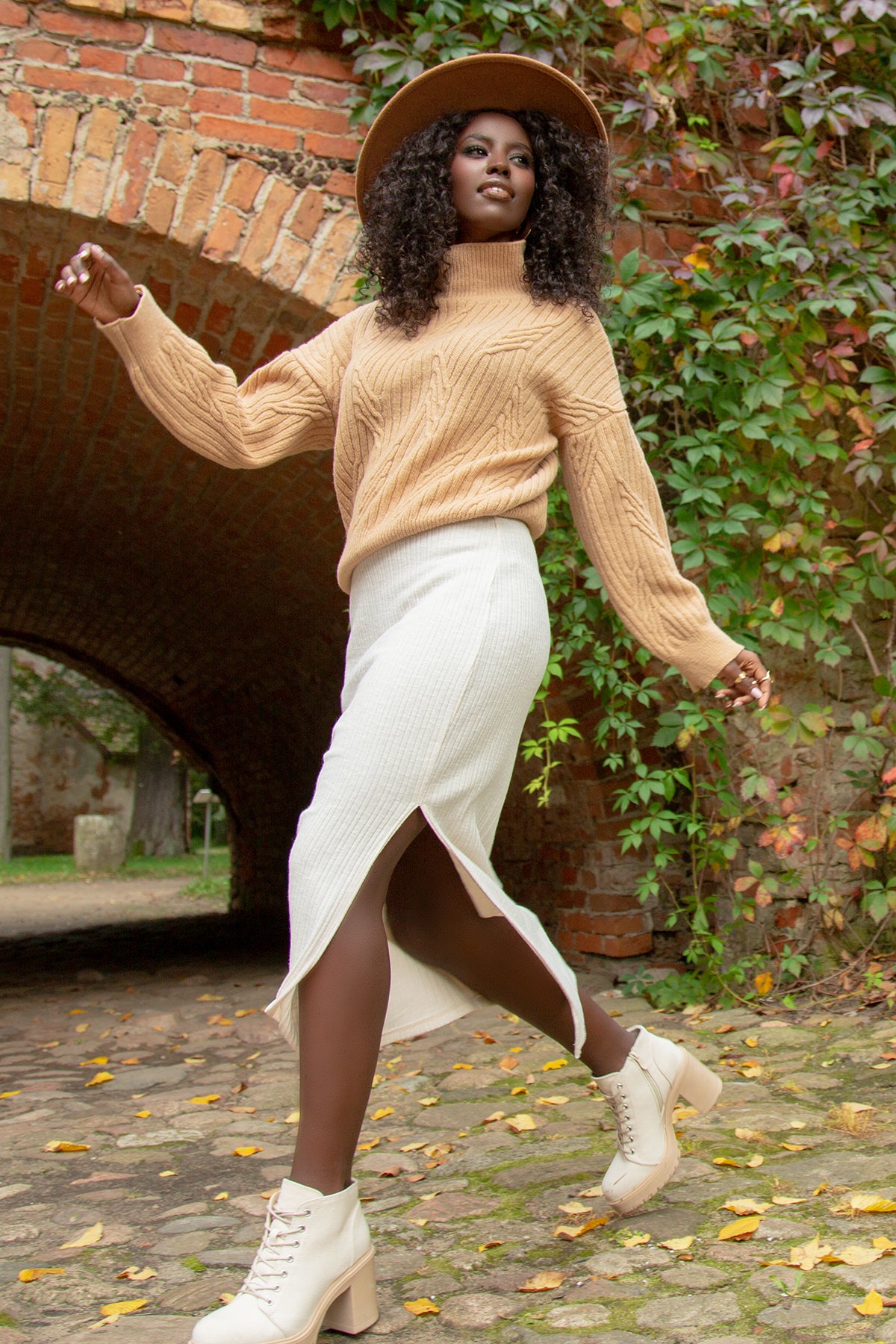 Wełniany klasyczny sweter golf premium karmelowy - 6