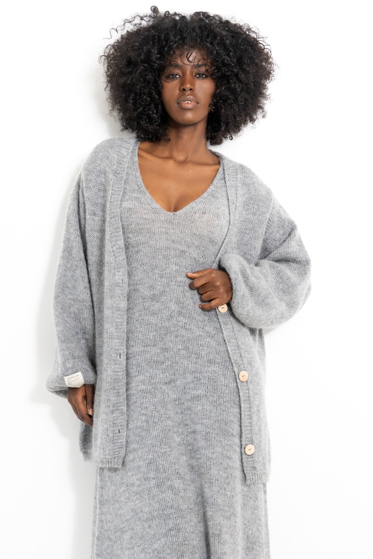 Zapinany ovesizowy wełniany kardigan szary - 4