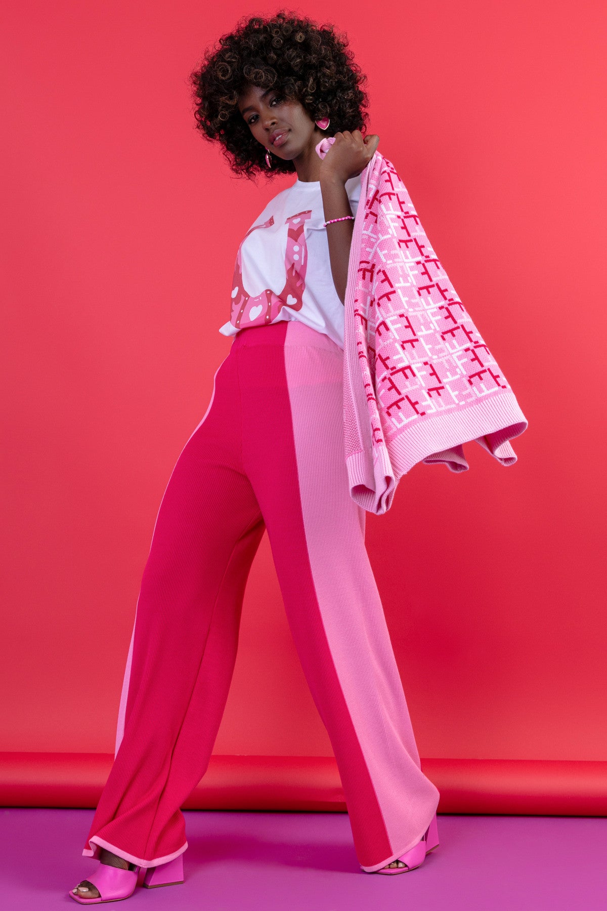 Zapinany żakardowy kardigan z wzorem podkowy słodki róż - 9