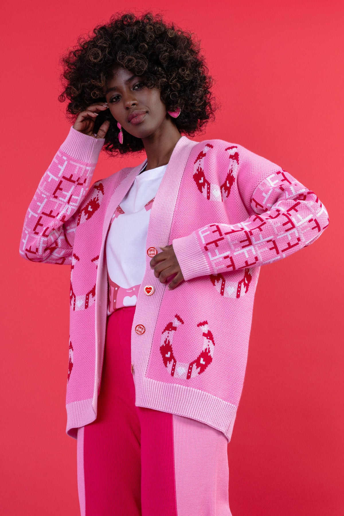 Zapinany żakardowy kardigan z wzorem podkowy słodki róż - 12