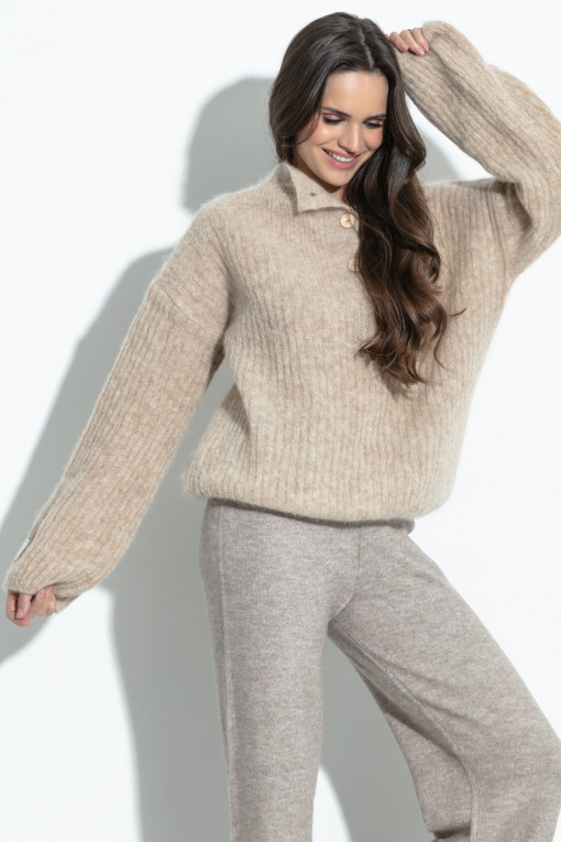 Elegant buttoned alpaca wool sweater F1393