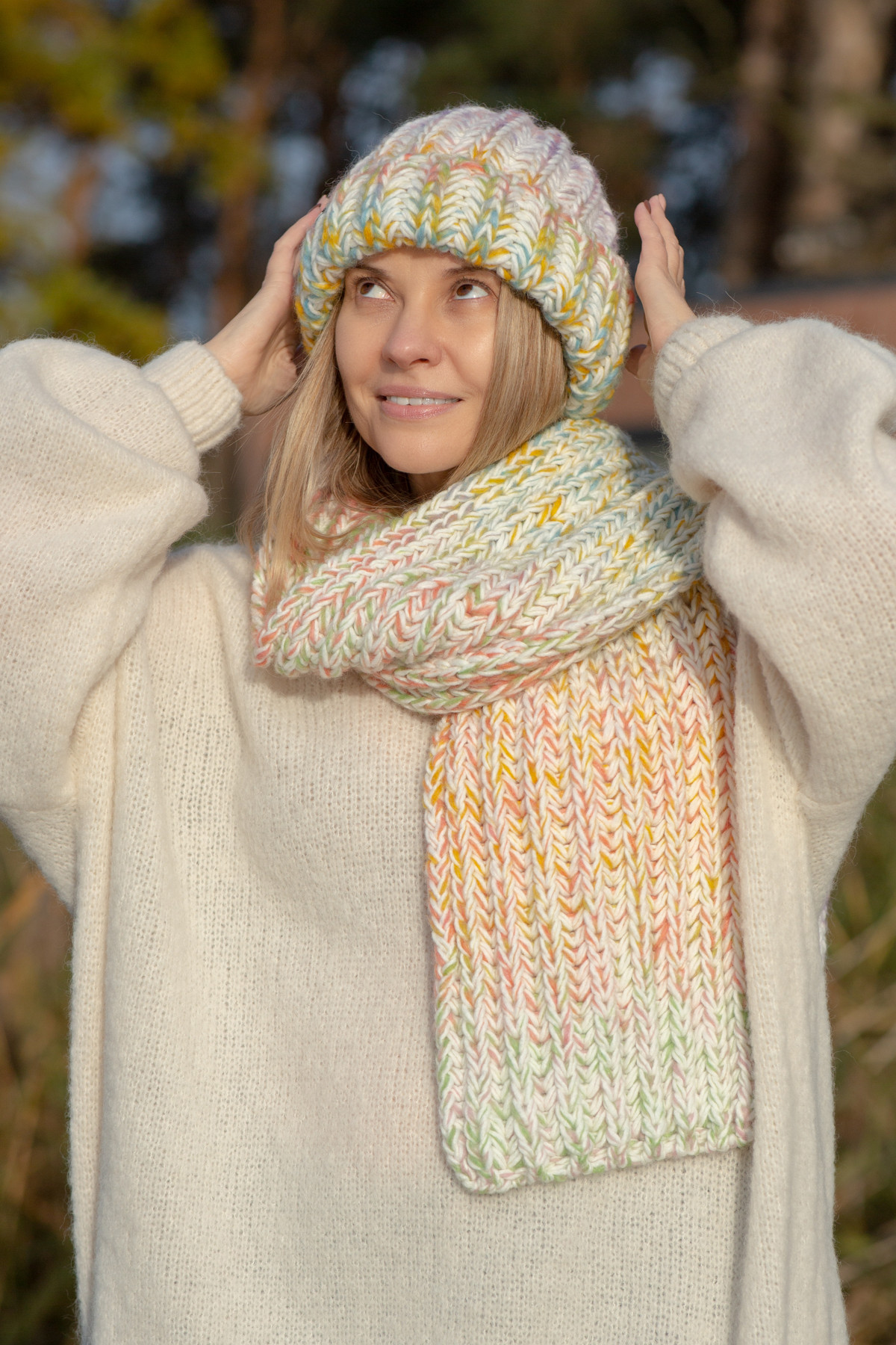 WOOL HAT AND SCARF SET WITH A CHUNKY KNIT F1766