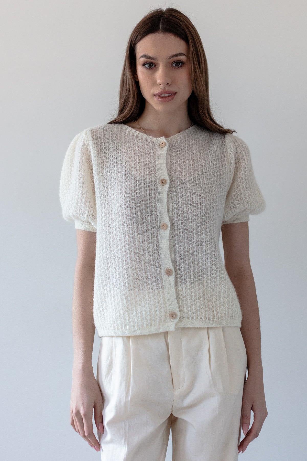 Zapinany sweter z wełny baby alpaka i wełny virgin różowy Ecru