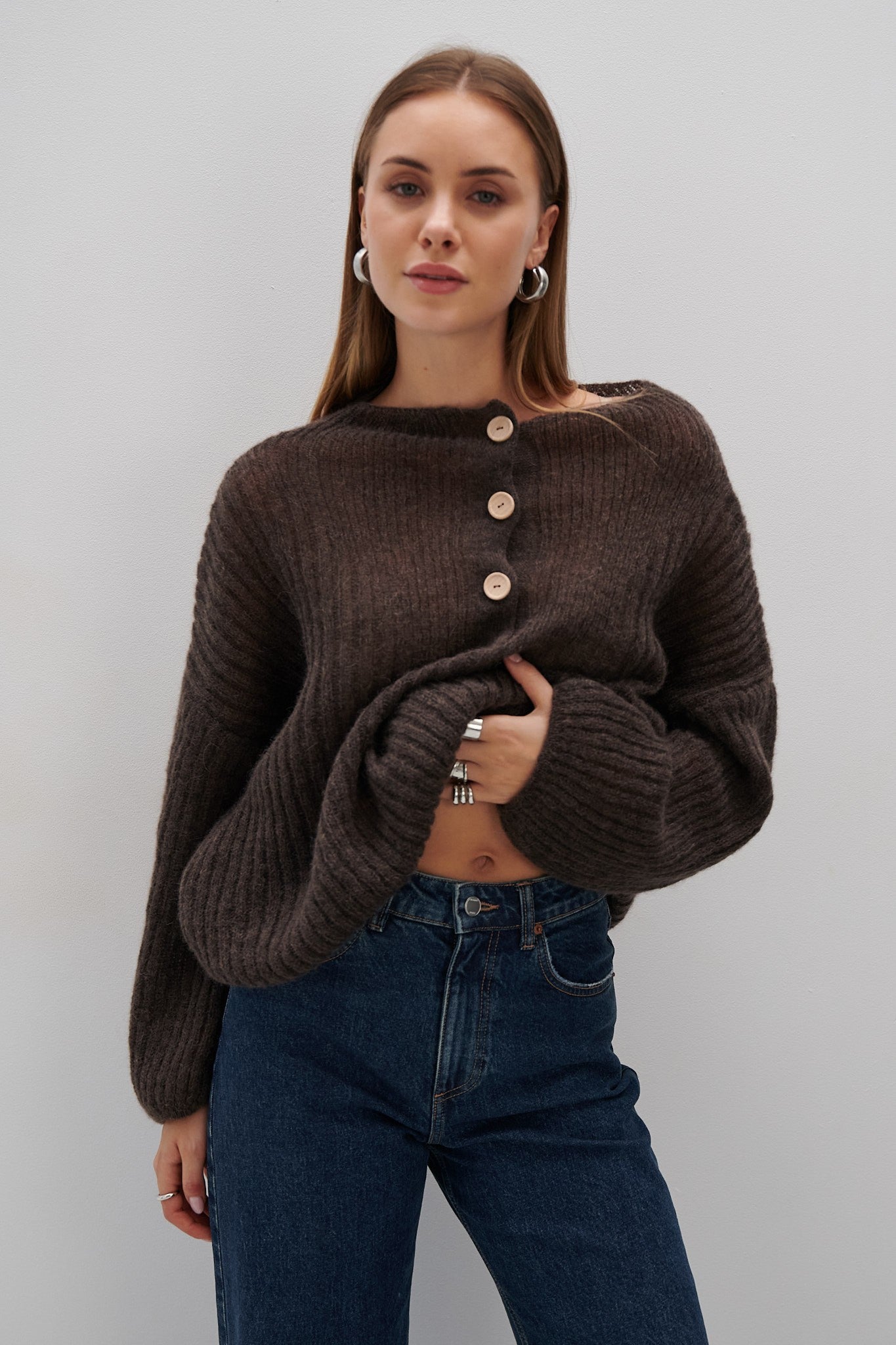 Sweter z wełny alpaki zapinany szary Brown