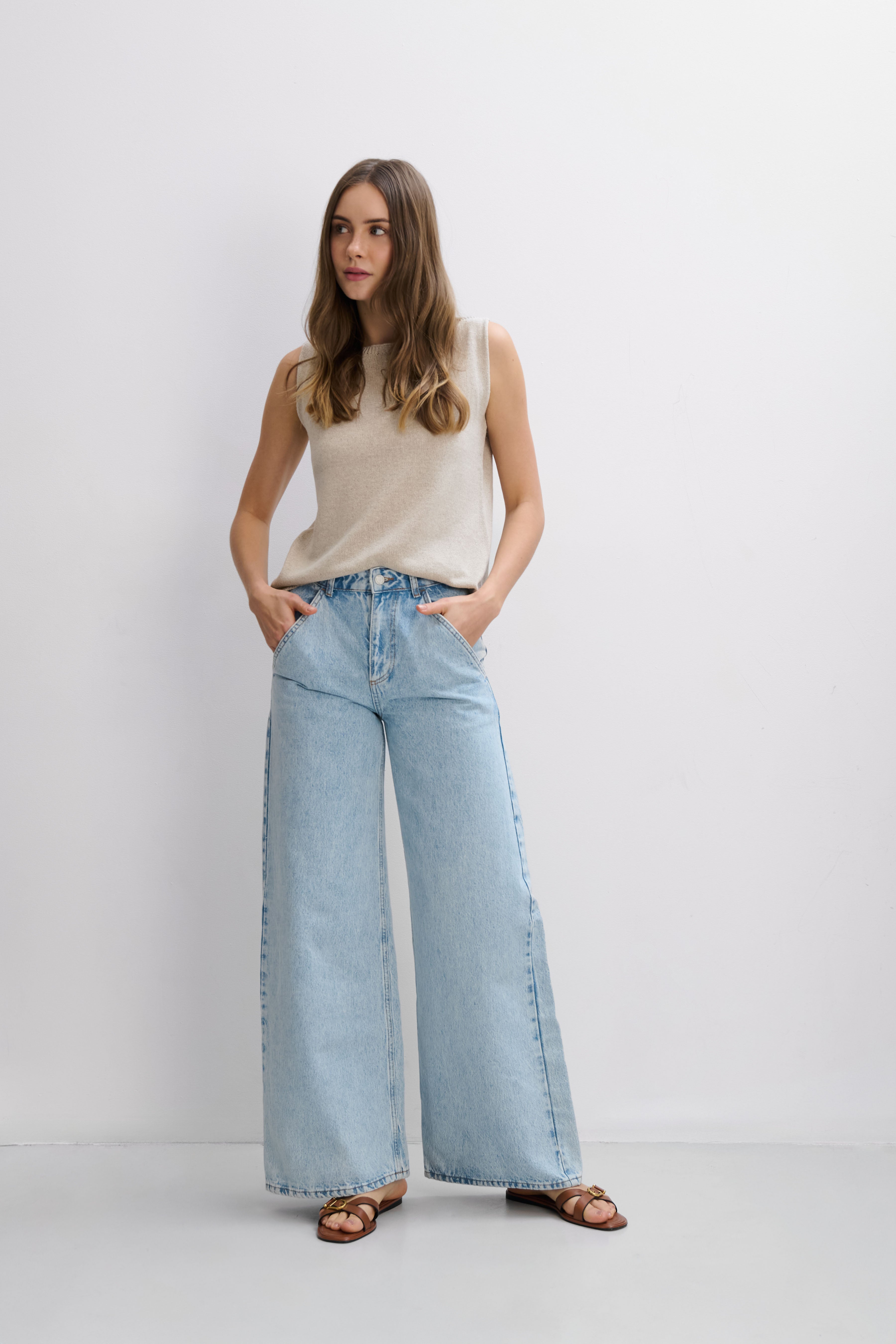 Beiges Oberteil aus Hanf und Leinen