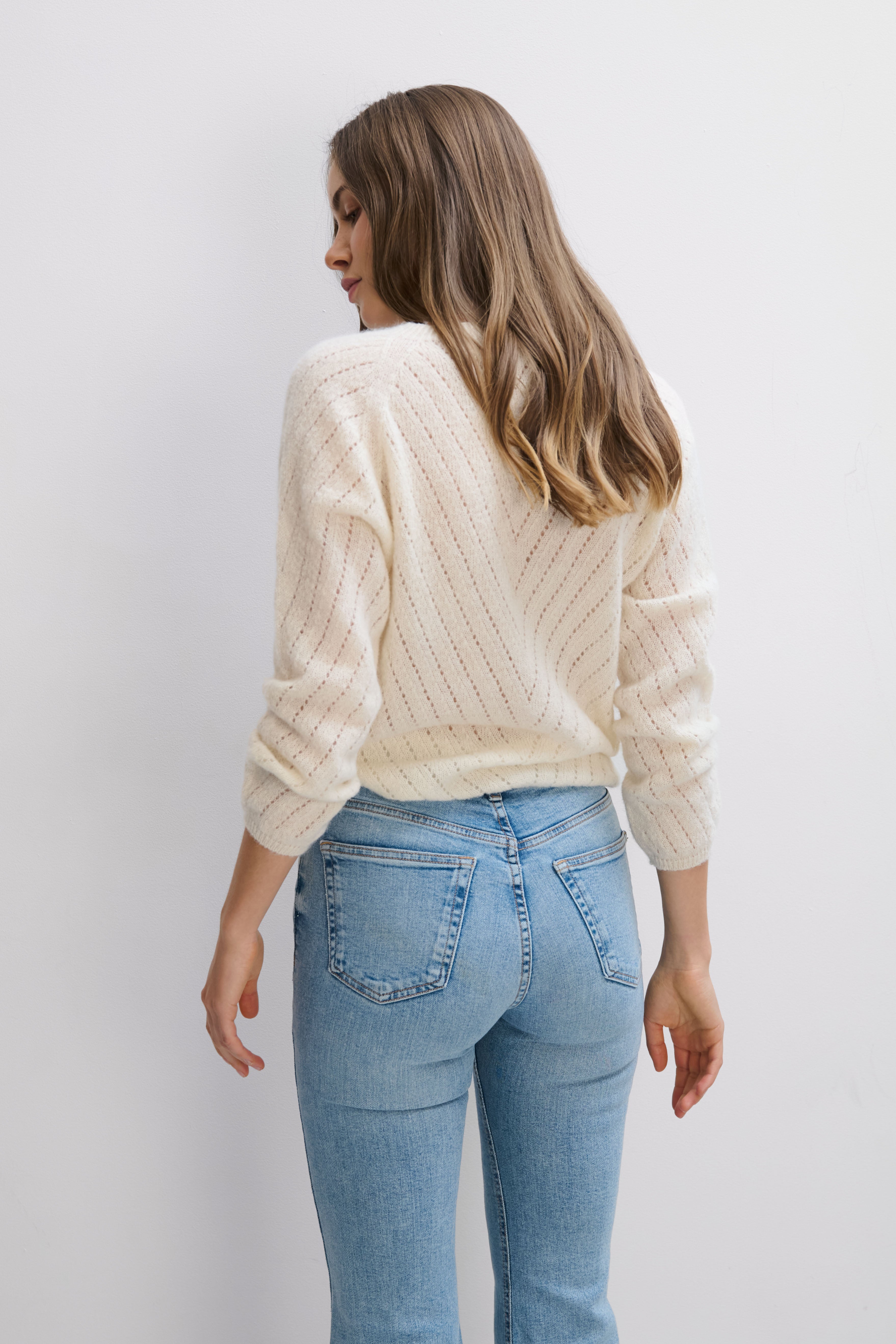 Classic ecru silk and alpaca wool sweater