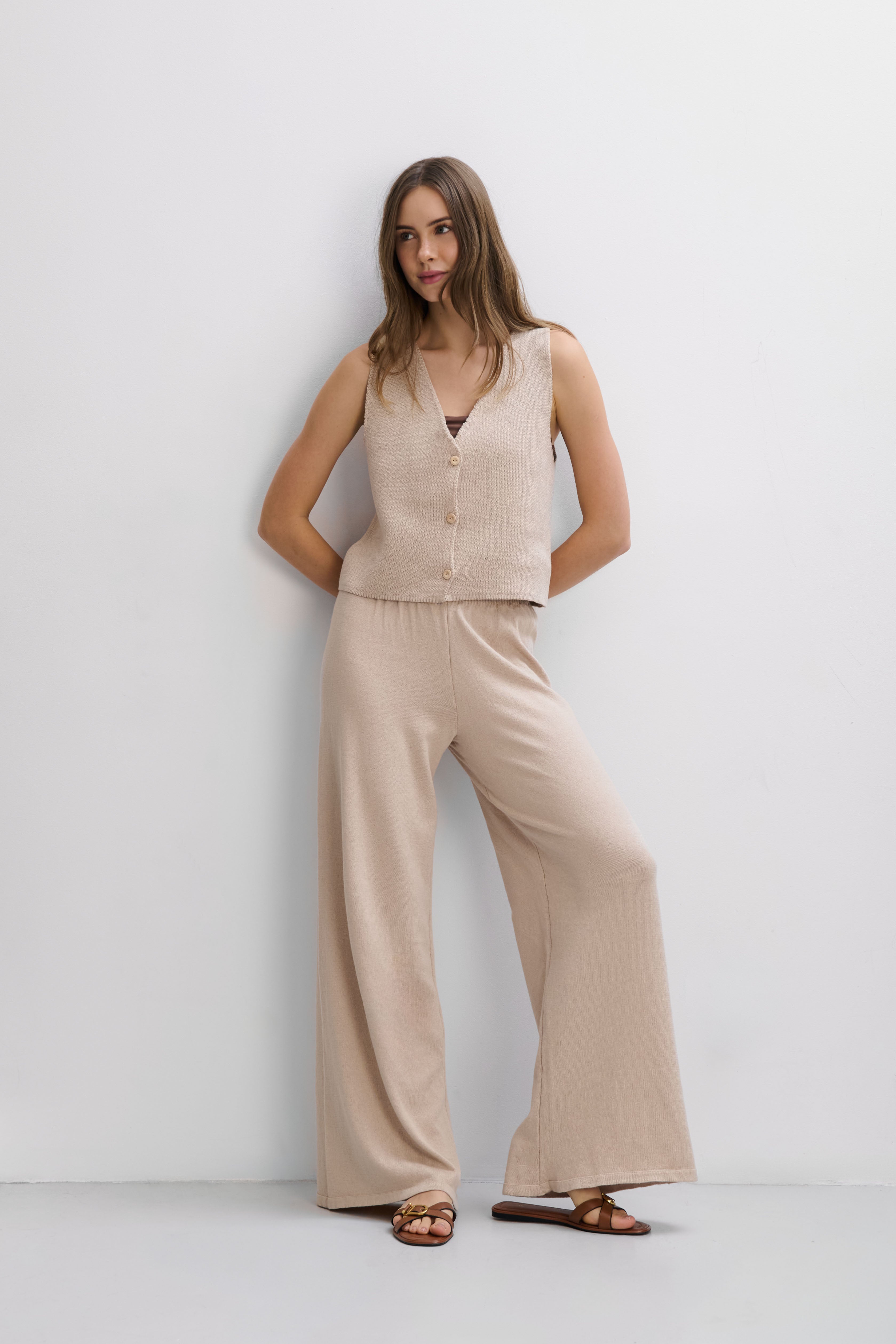 Organic cotton and cashmere button-up vest, beige