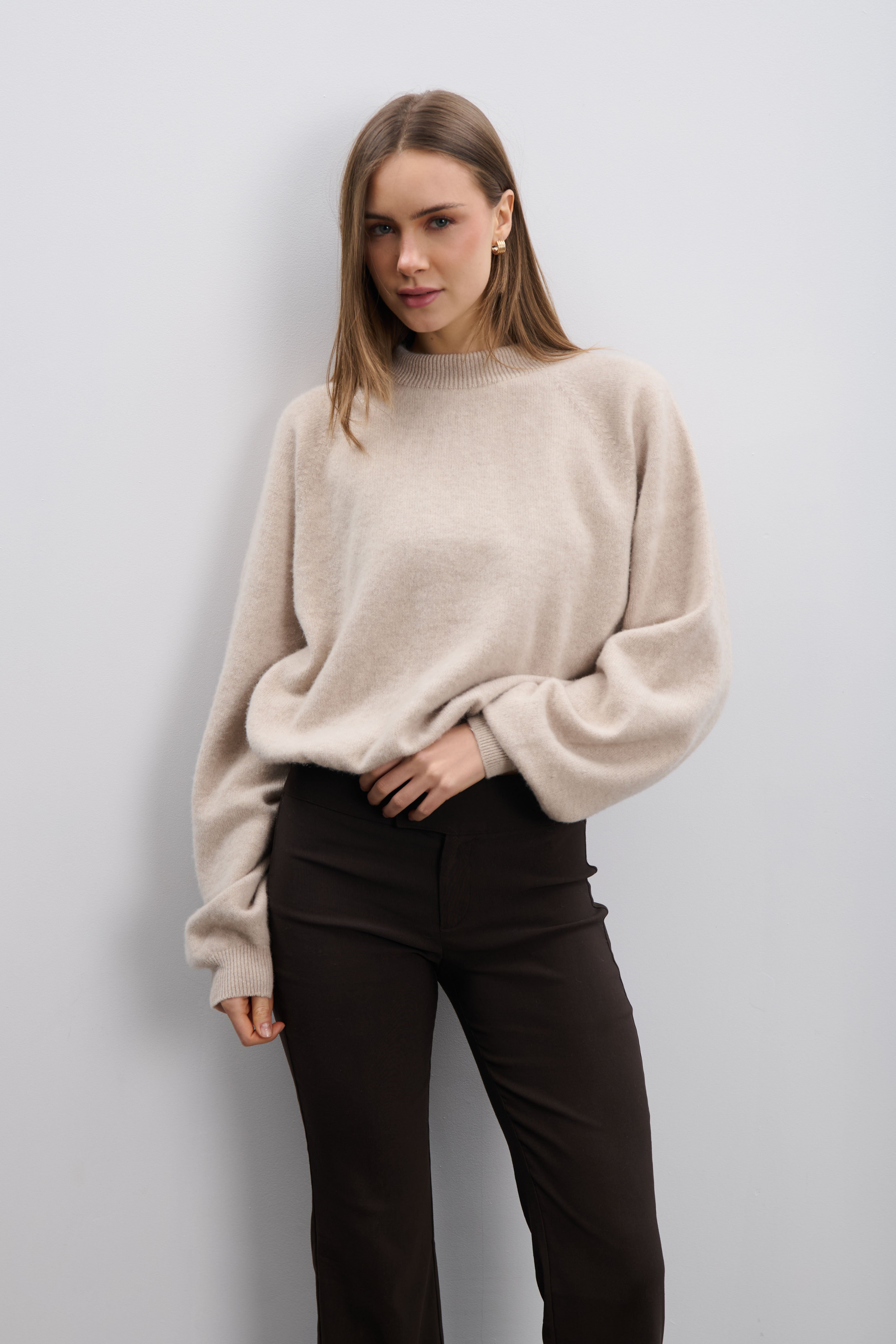 Cashmere Velvet Air Beige Cashmere Sweater