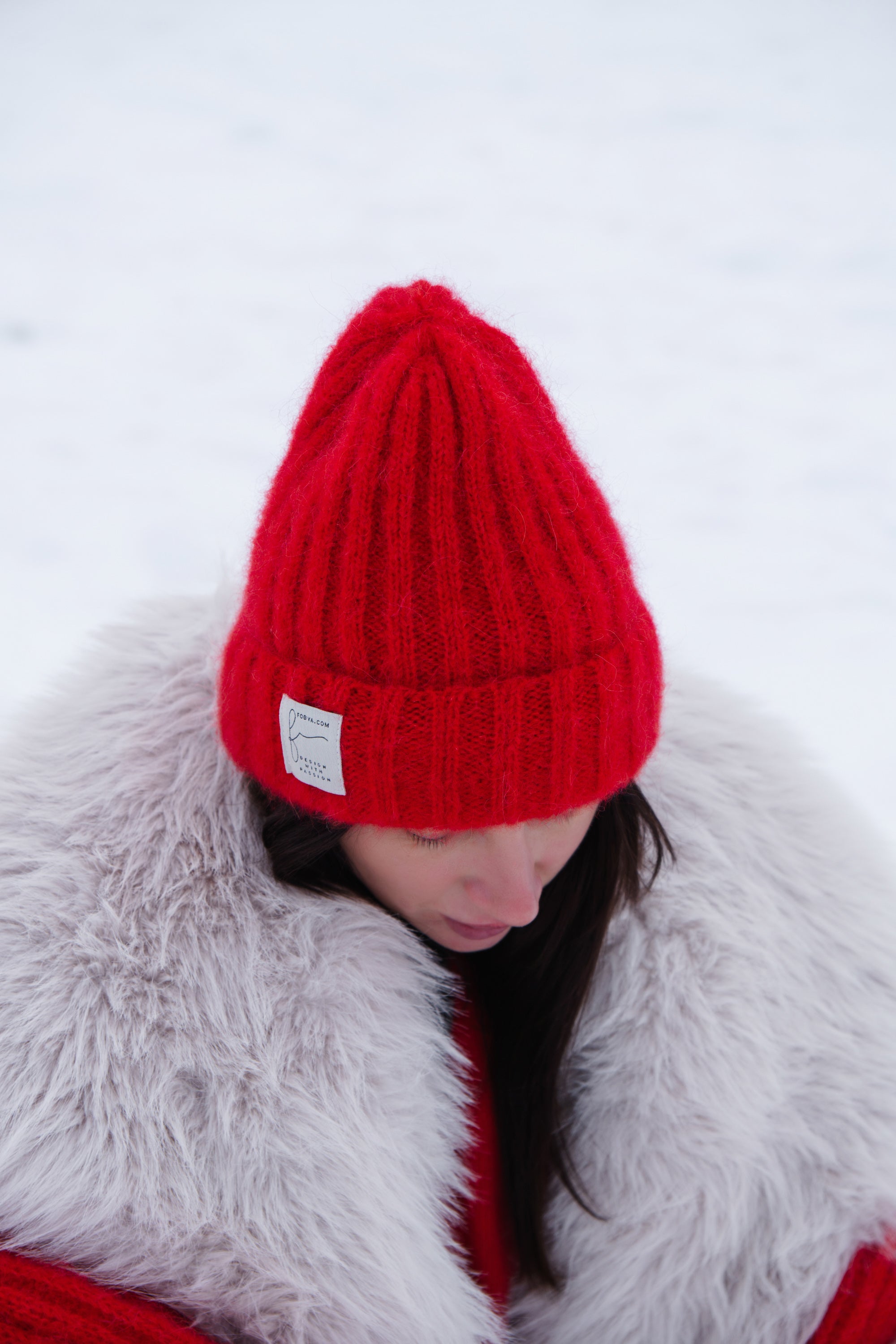 Czapka z wełny alpaki Snow Kiss czerwony