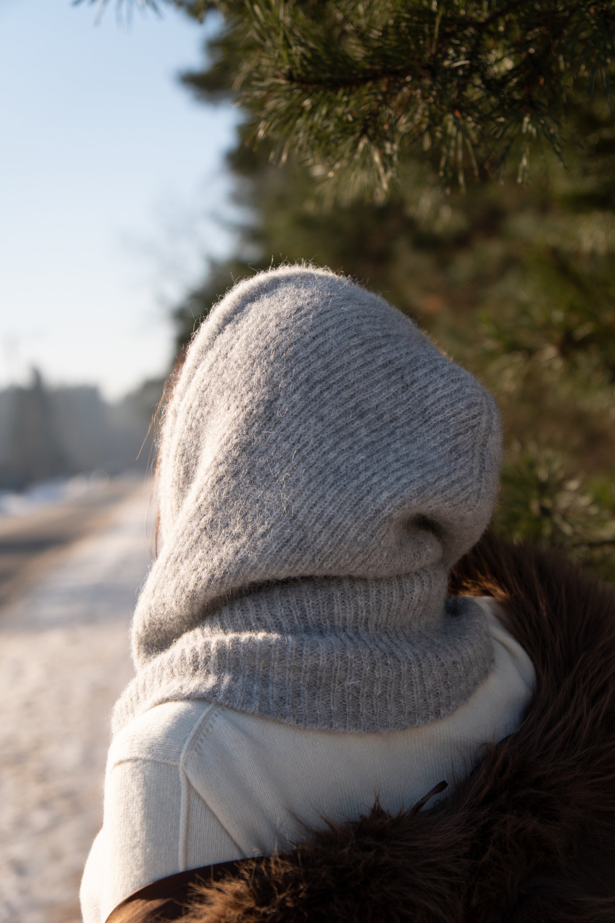 Balaclava z wełny alpaki Cloudveil szara