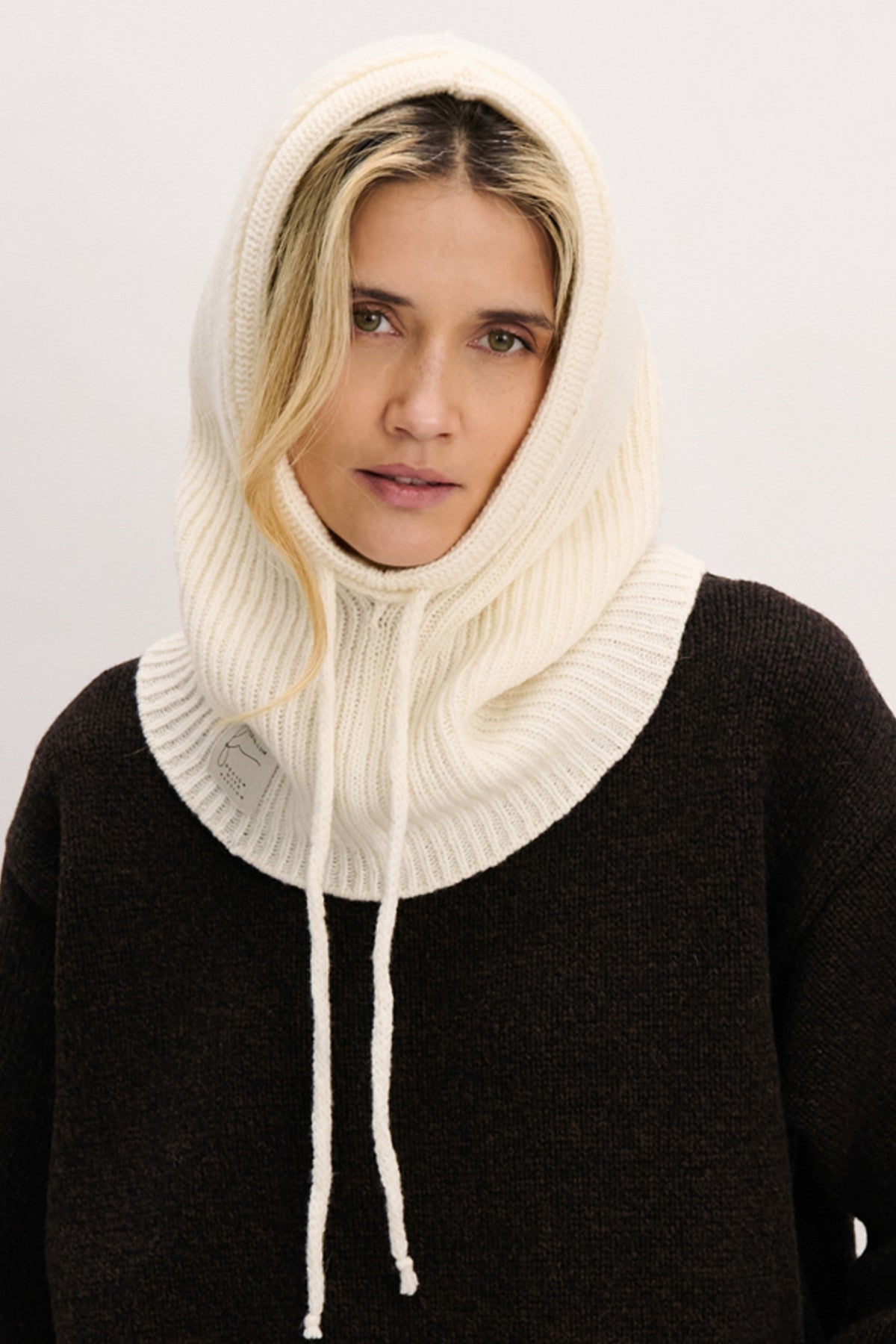 Balaclava kominiarka wełniana prążkowany splot ecru - 1